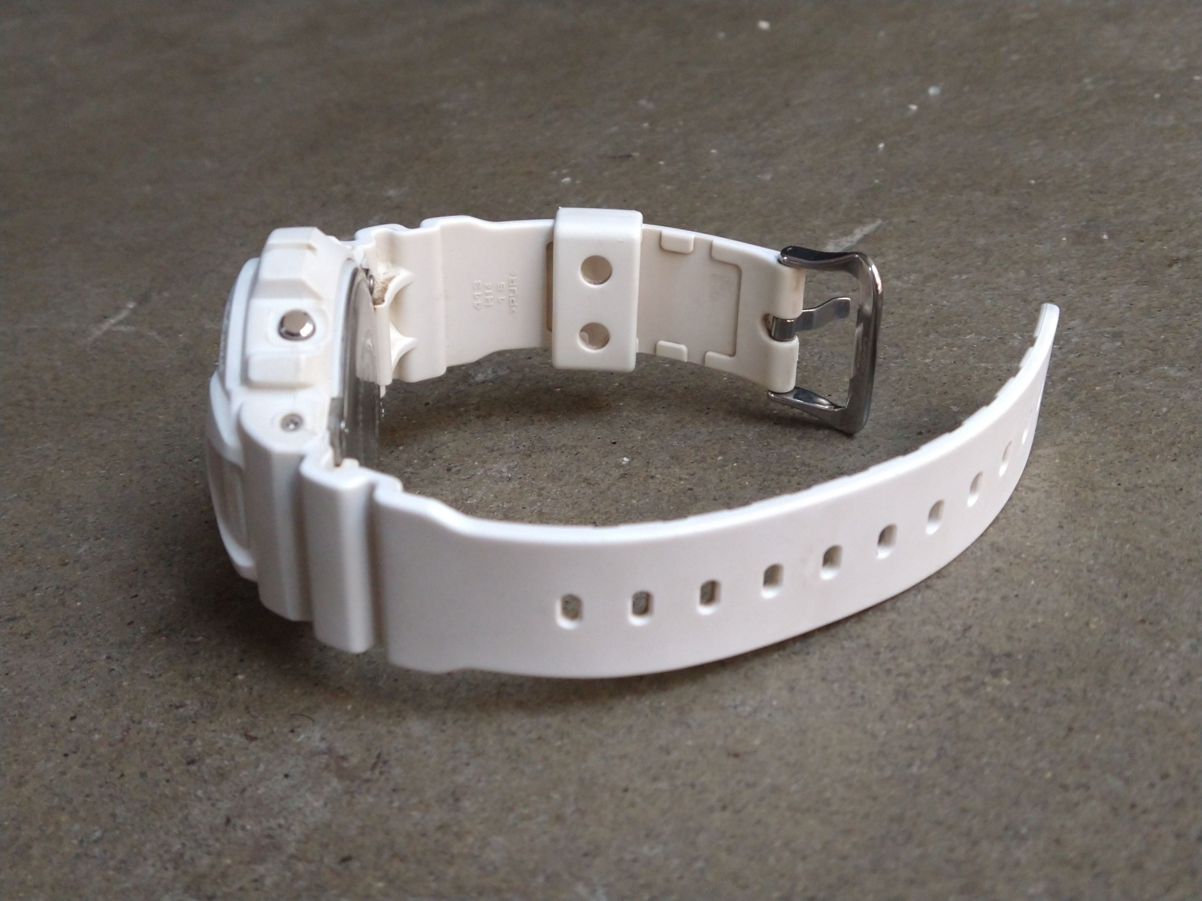 Casio × G Shock Casio G-Shock DW-6900WW White Wristwatch Rubber Whiteout Size ONE SIZE - 8 Thumbnail
