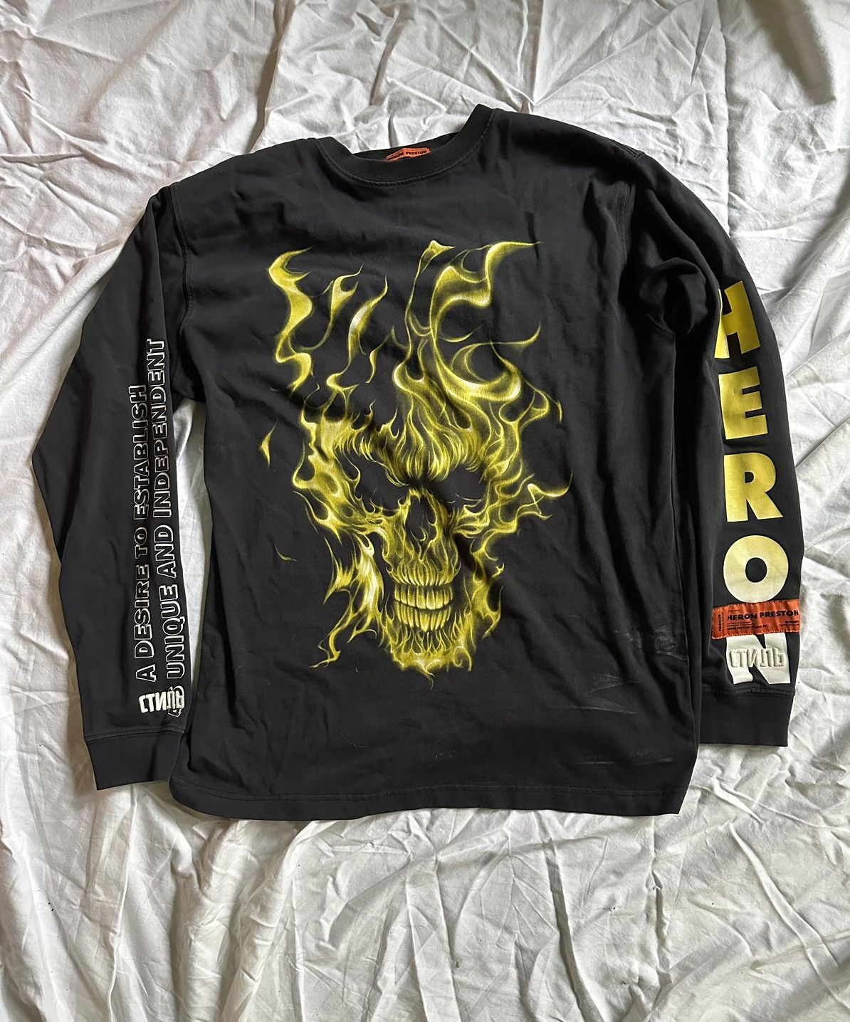 Heron Preston Flaming Skull Biker Long Sleeve T Shirt hot Tee Orange Size Small