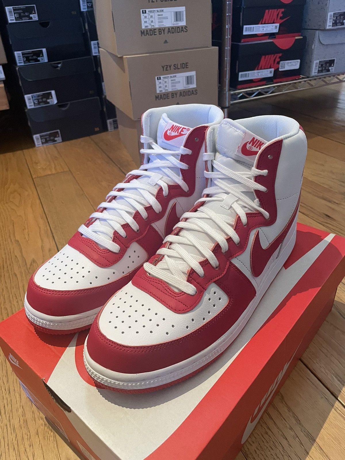 Nike Terminator High White University Red 2023 Size US 11 / EU 44 - 2 Thumbnail