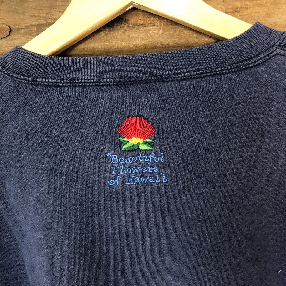 Vintage Crazy Shirt Hawaii vintage faded Blue Sweatshirt #4752 Size US M / EU 48-50 / 2 - 11 Thumbnail