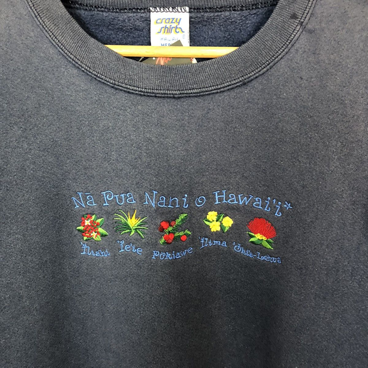 Vintage Crazy Shirt Hawaii vintage faded Blue Sweatshirt #4752 Size US M / EU 48-50 / 2 - 6 Thumbnail