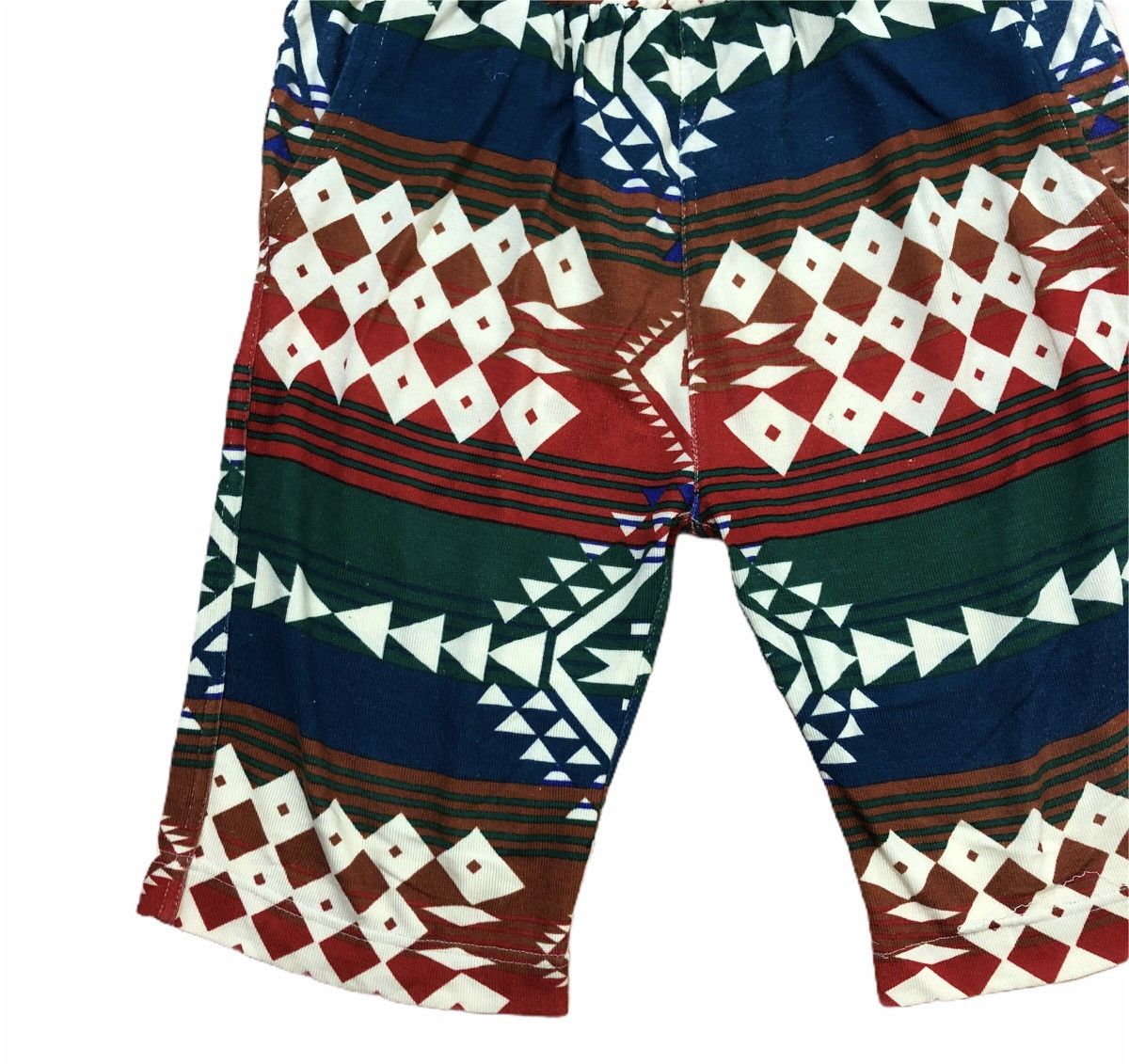Vintage VINTAGE HEALTHKNIT NAVAJO DESIGN SHORT PANTS Size US 30 / EU 46 - 4 Thumbnail