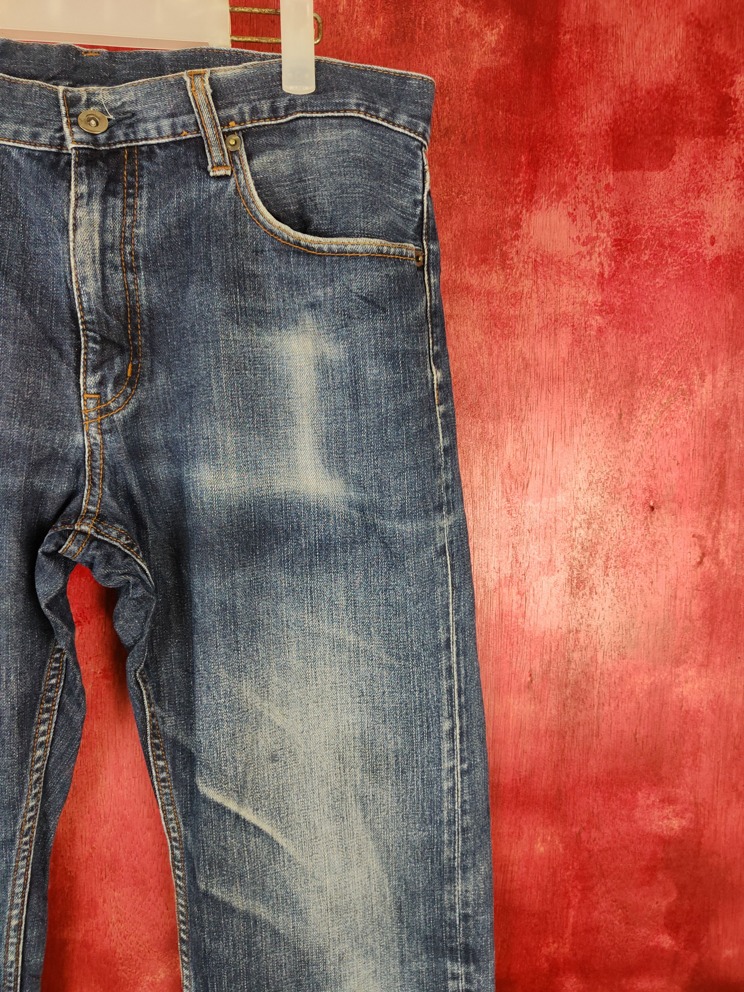 Japanese Brand Uniqlo japan Blue faded ripped distressed denim Jeans #4900 Size US 32 / EU 48 - 5 Thumbnail