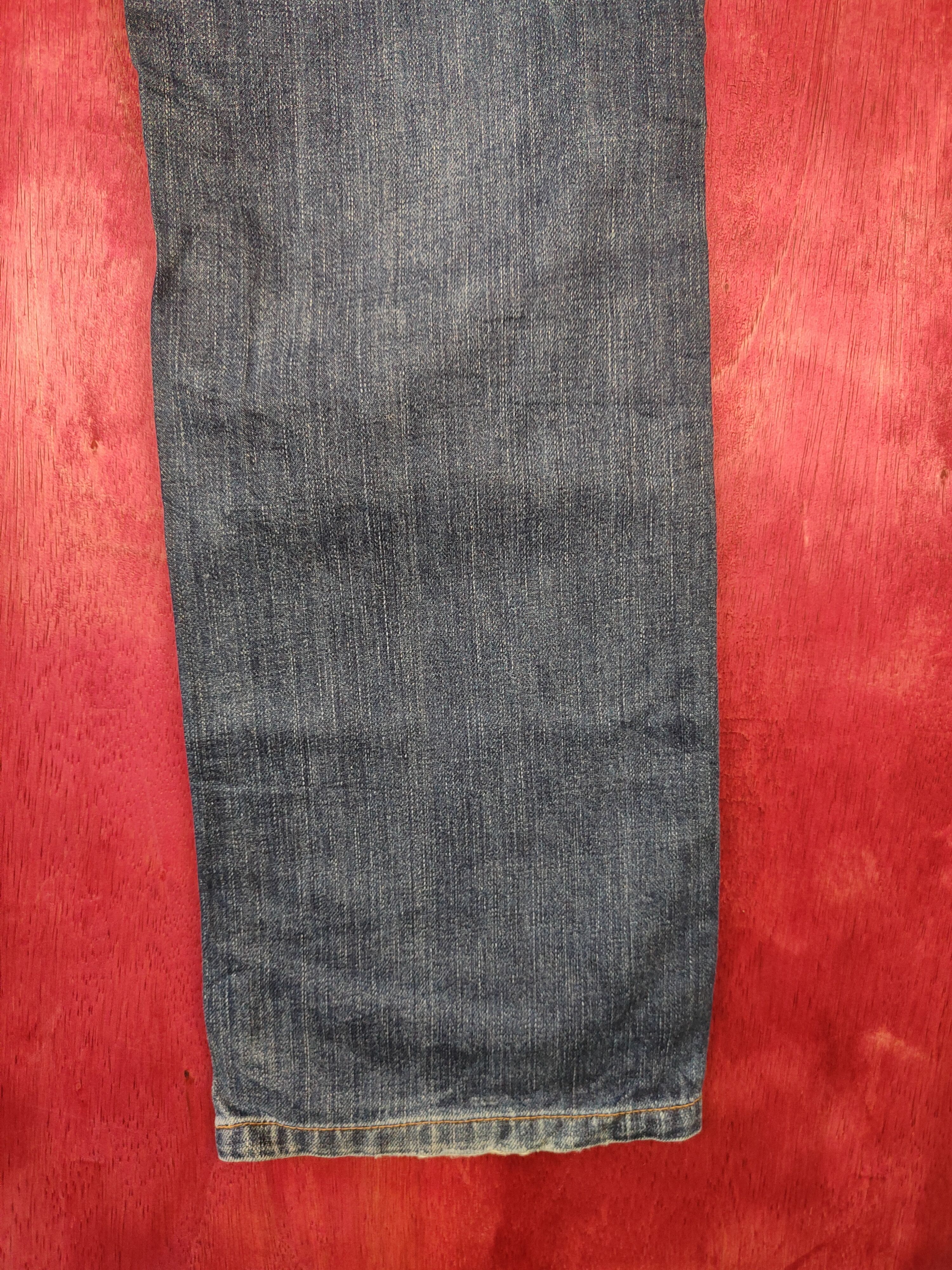 Japanese Brand Uniqlo japan Blue faded ripped distressed denim Jeans #4900 Size US 32 / EU 48 - 11 Thumbnail