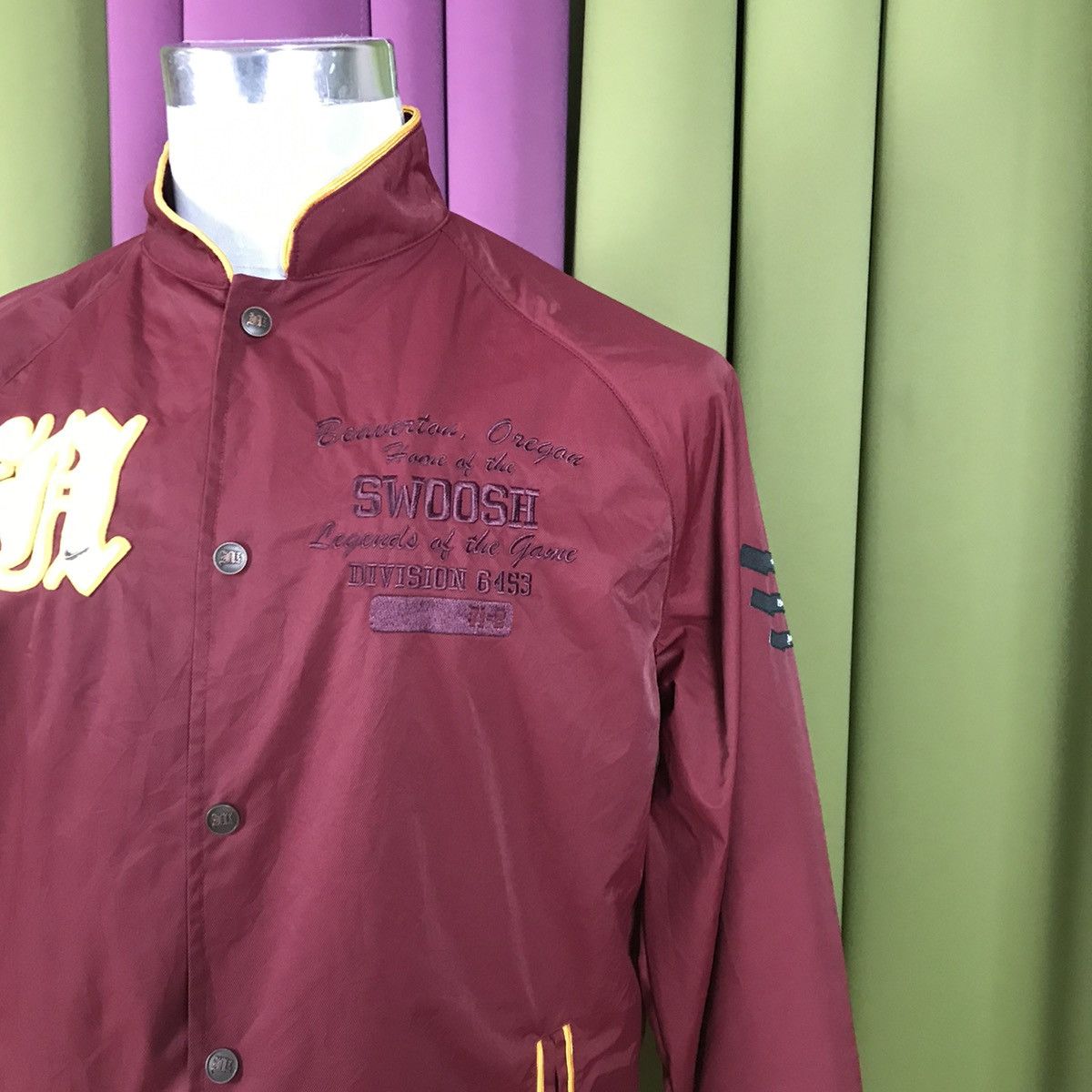 Nike Nike Swoosh Jacket Full Button Size US XL / EU 56 / 4 - 2 Thumbnail