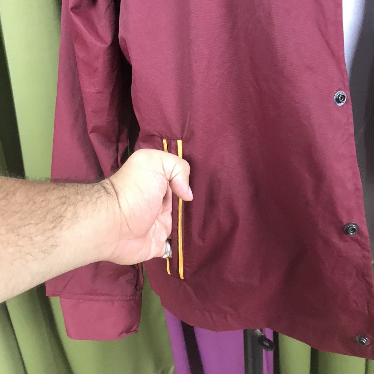 Nike Nike Swoosh Jacket Full Button Size US XL / EU 56 / 4 - 10 Thumbnail
