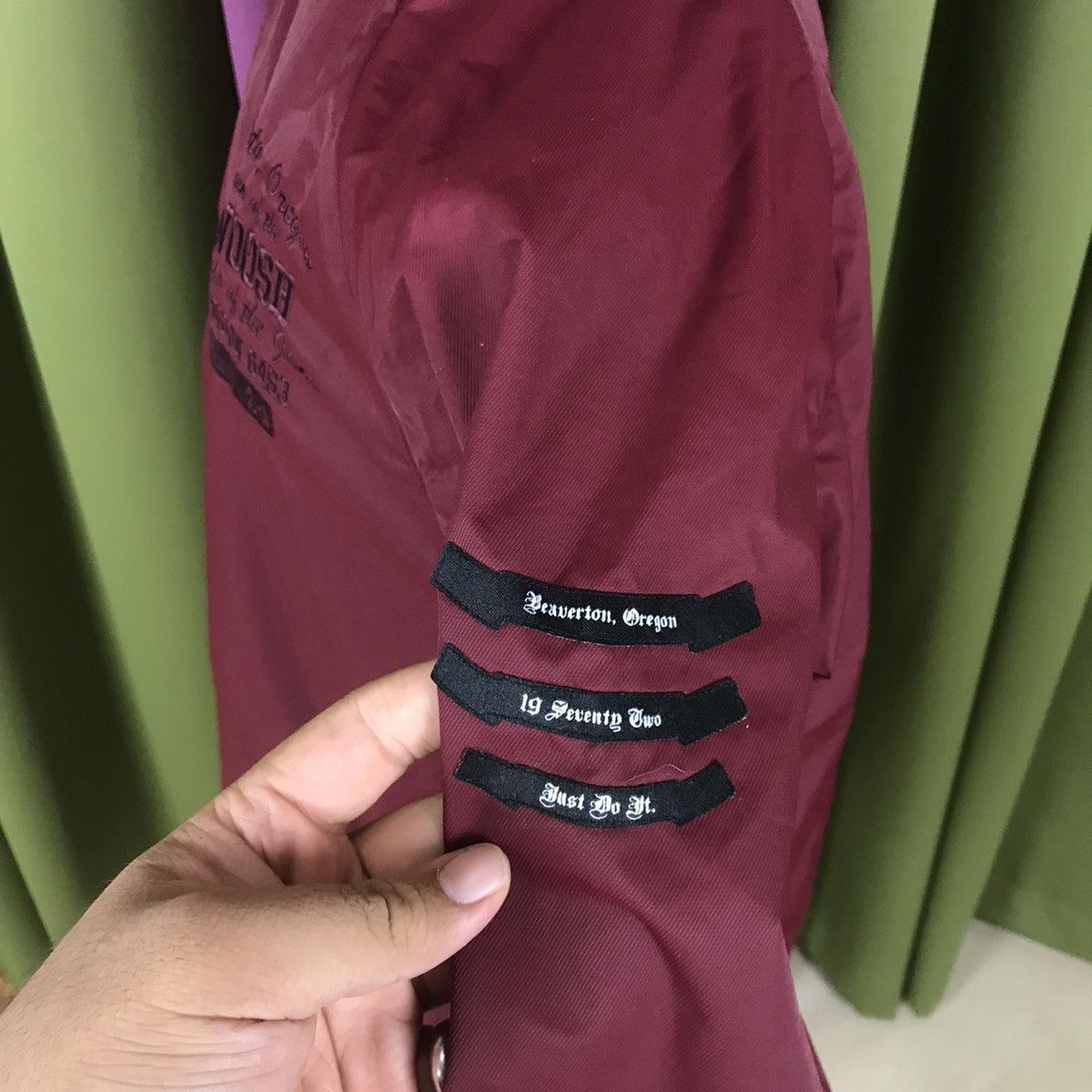 Nike Nike Swoosh Jacket Full Button Size US XL / EU 56 / 4 - 5 Thumbnail