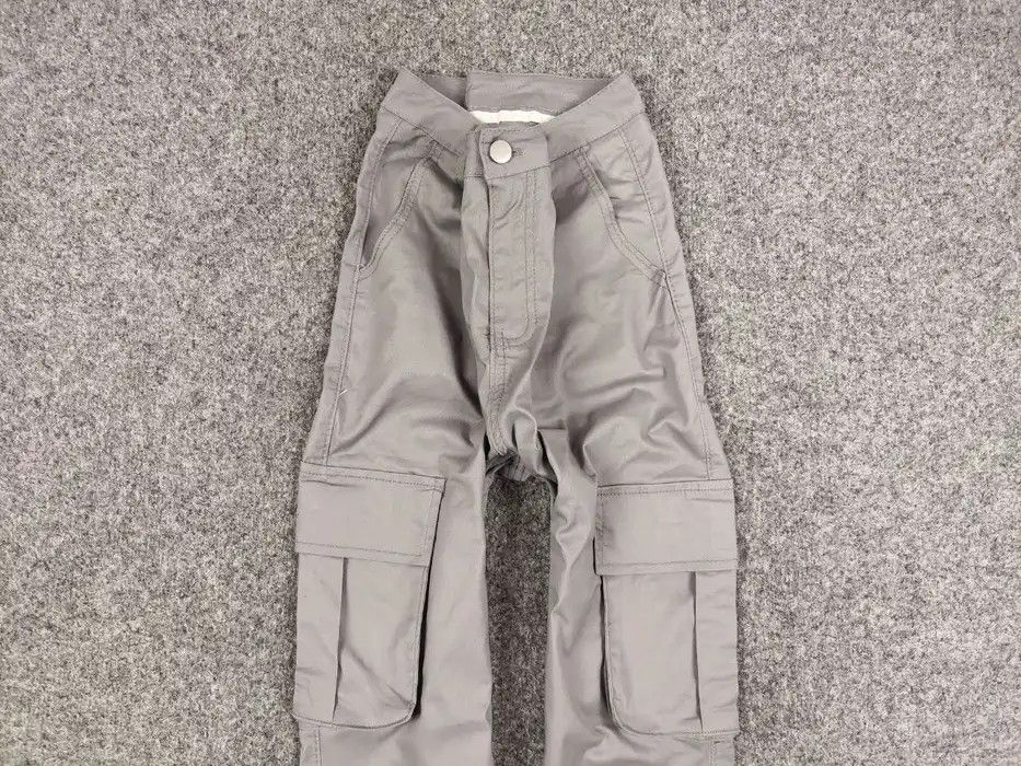 Japanese Brand Vintage Y2K Japanese Bondage Zip Bootcut Gray Cargo Pants Size US 30 / EU 46 - 3 Thumbnail