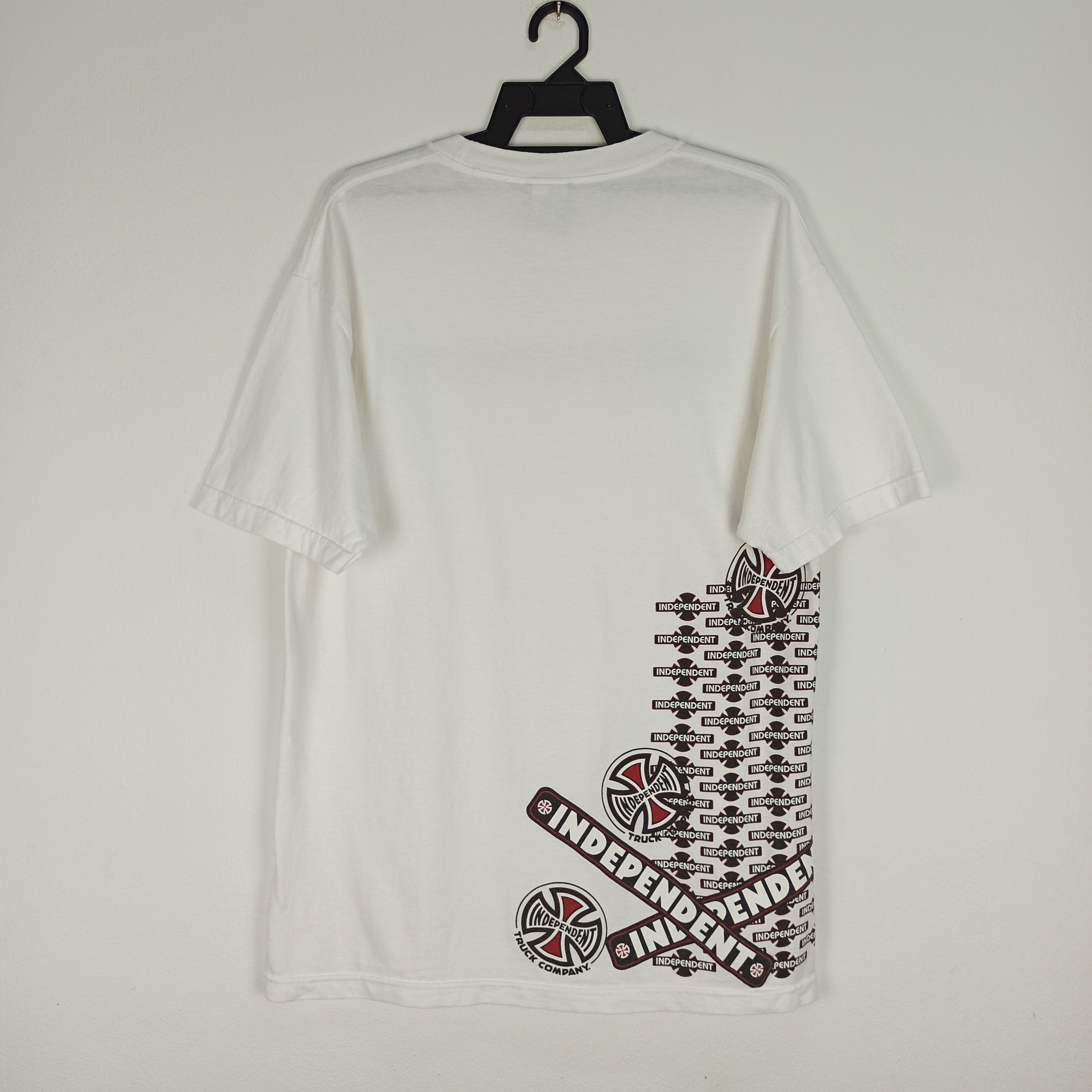 Independent Truck Co. 🔥Rare🔥 Independent Truck Co. Tshirt Size US L / EU 52-54 / 3 - 4 Thumbnail