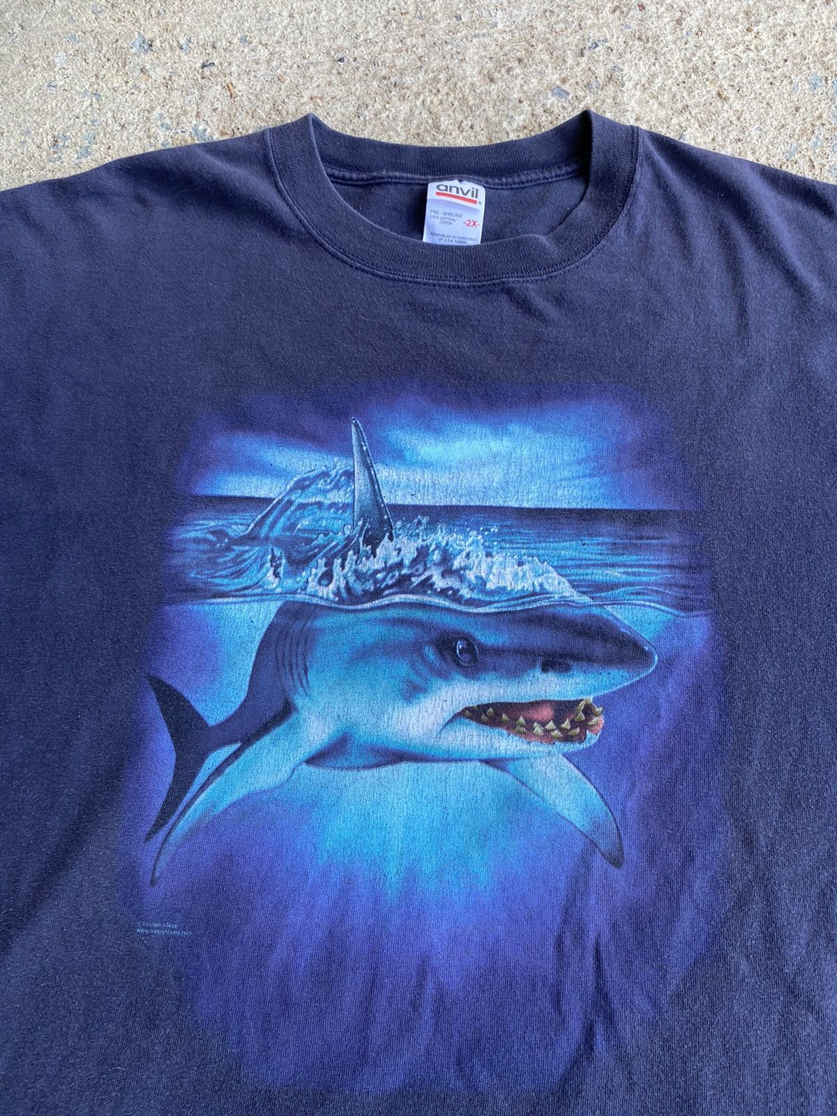 Japanese Brand × Vintage Vintage Y2K Shark Great White Ocean Nature Tee Shirt Size US XXL / EU 58 / 5 - 2 Thumbnail