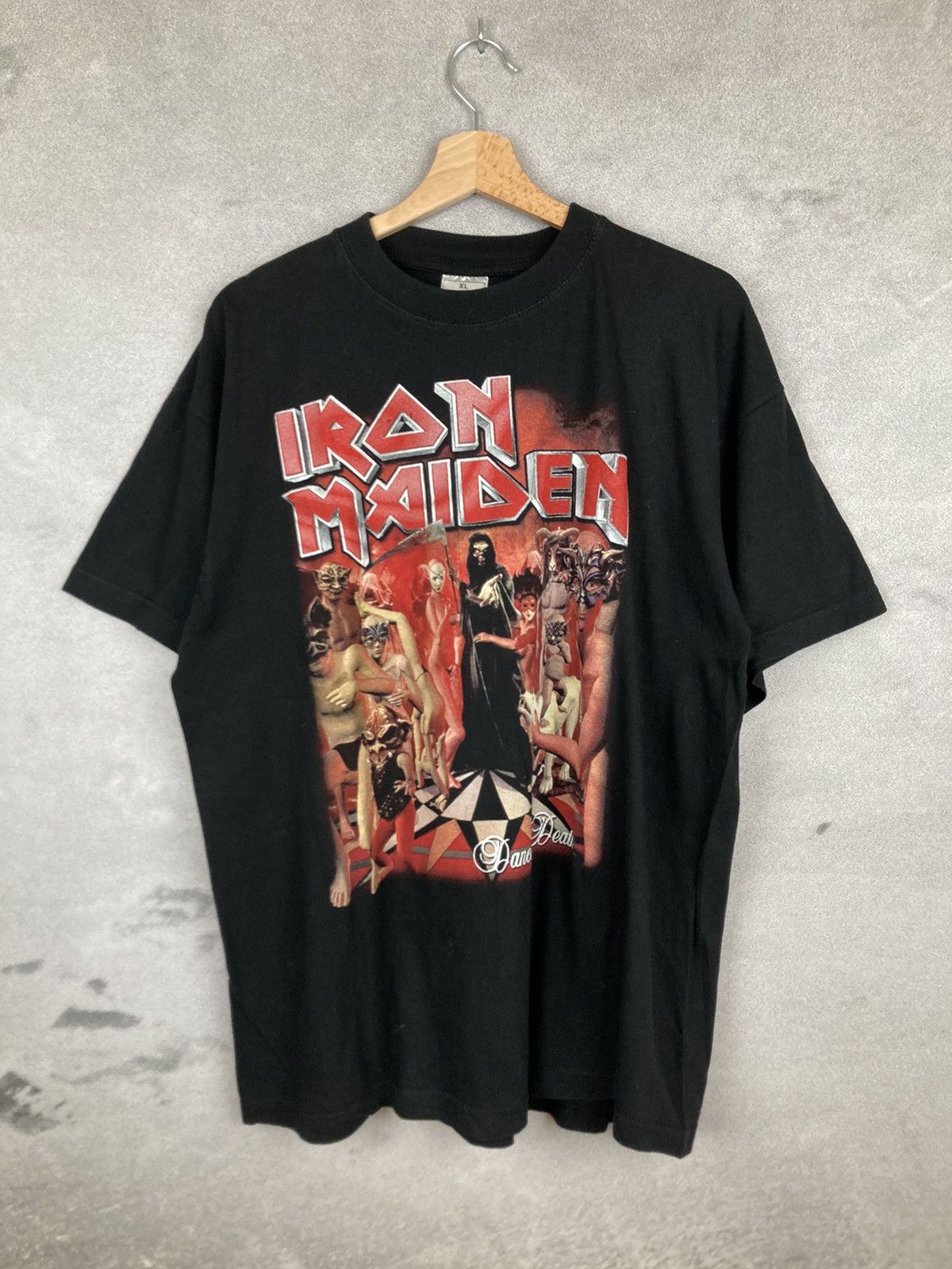 Band Tees RARE Vintage Iron Maiden Dance of Death 2005 Tour Tee Metal Size US XL / EU 56 / 4 - 1 Thumbnail