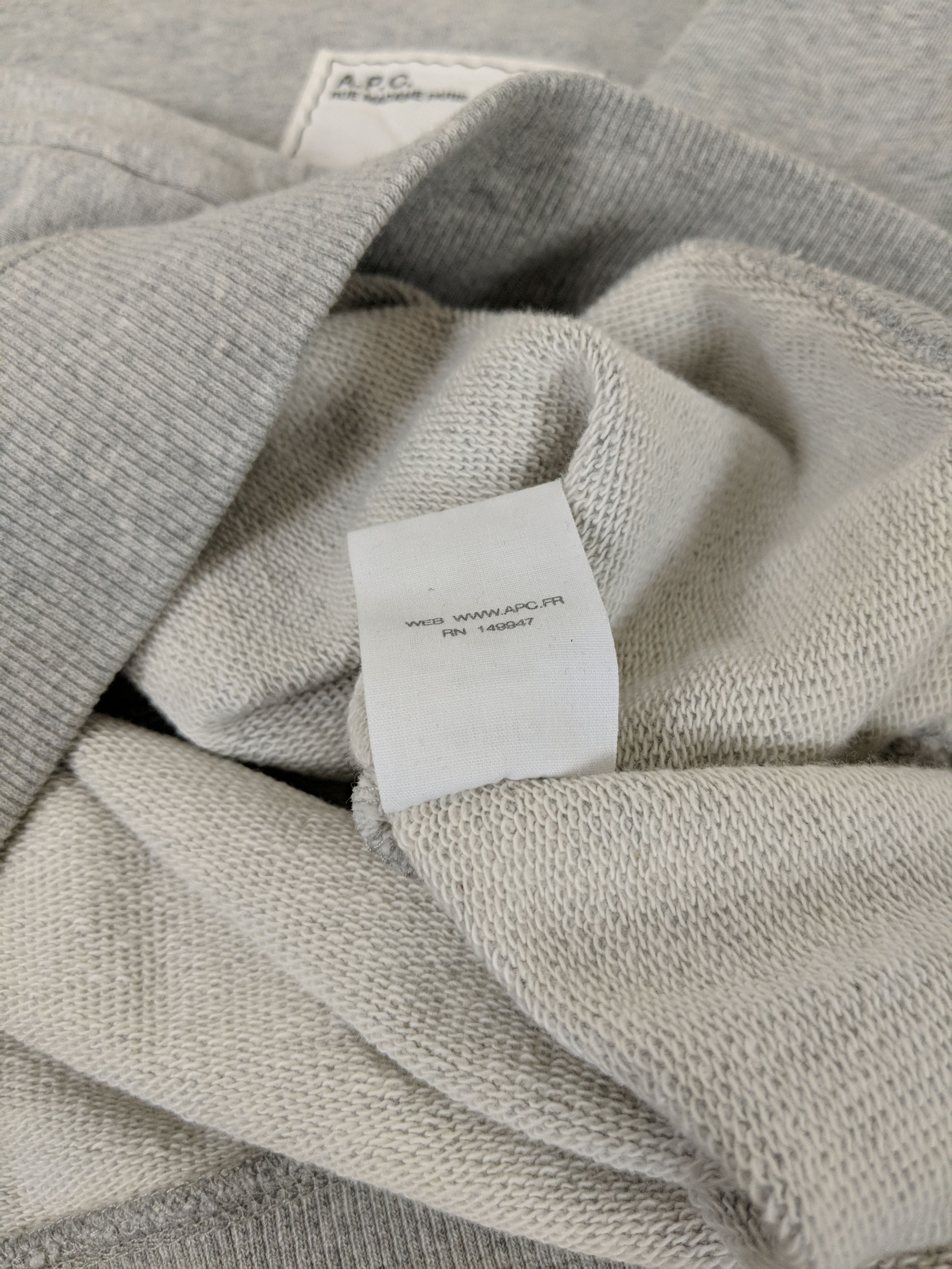 A.P.C. A.P.C. French Terry Crewneck Sweatshirt Patch Logo Size US S / EU 44-46 / 1 - 7 Thumbnail