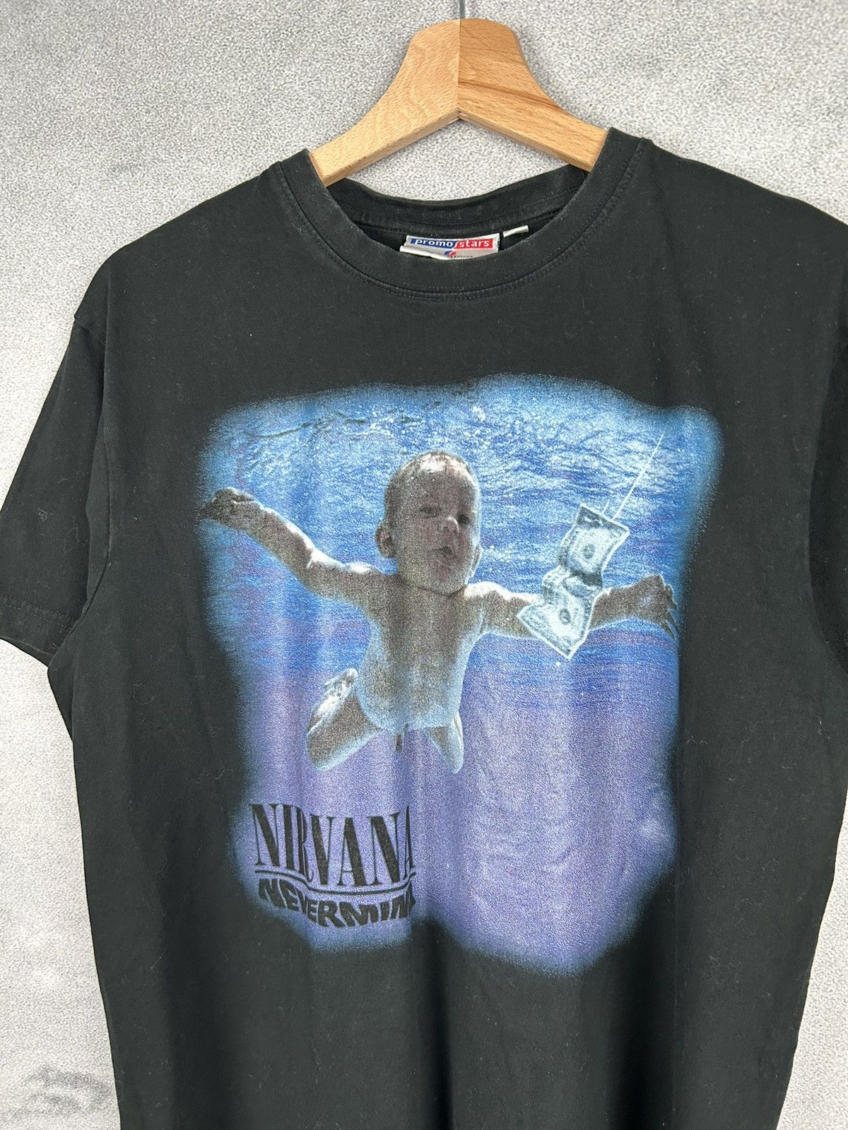 Band Tees Vintage Nirvana Nevermind Rock Band Tee Graphic Grunge 90s Size US S / EU 44-46 / 1 - 3 Thumbnail