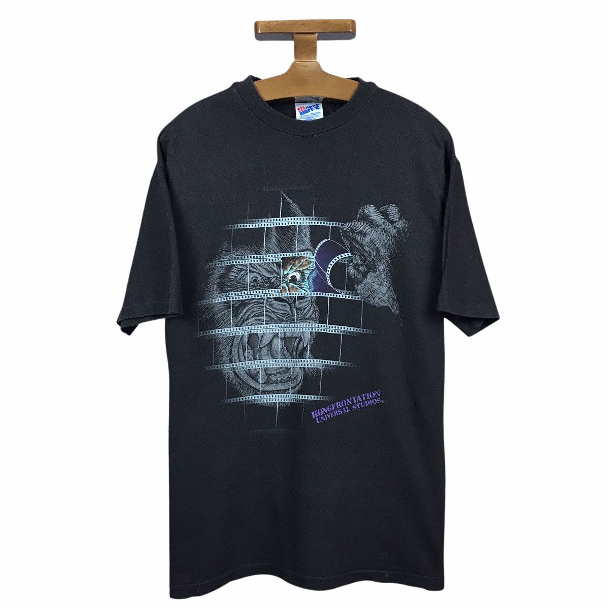 Other Vintage Kongfrontation Universal Studios Tee Size US L / EU 52-54 / 3 - 1 Thumbnail