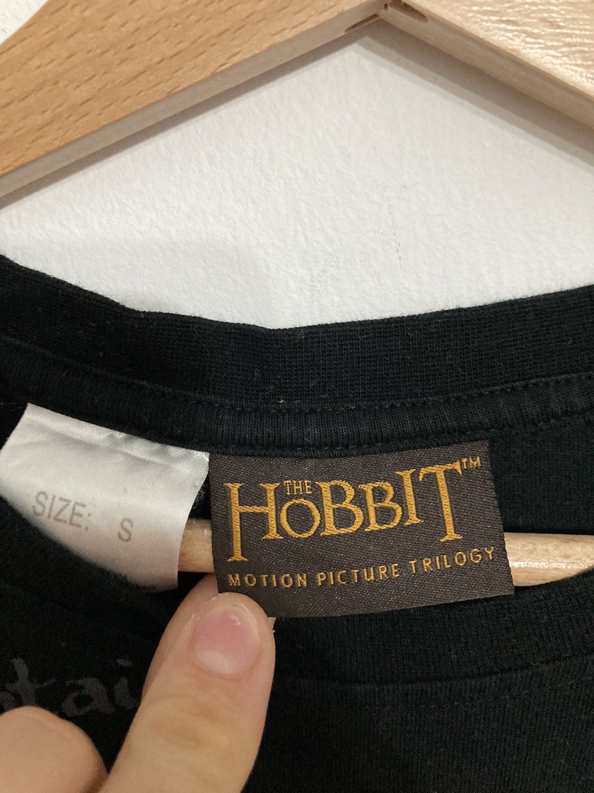 Vintage Hobbit Movie Promo T-shirt Art Graphic Tee Print Size US S / EU 44-46 / 1 - 6 Thumbnail