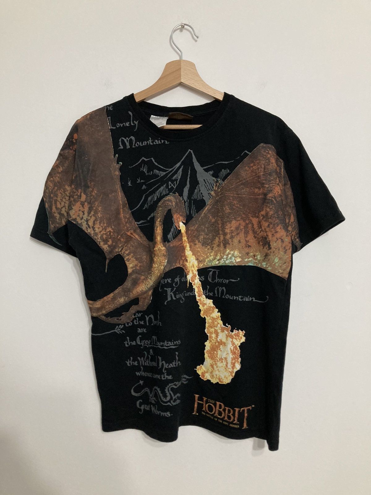 Vintage Hobbit Movie Promo T-shirt Art Graphic Tee Print Size US S / EU 44-46 / 1 - 1 Thumbnail