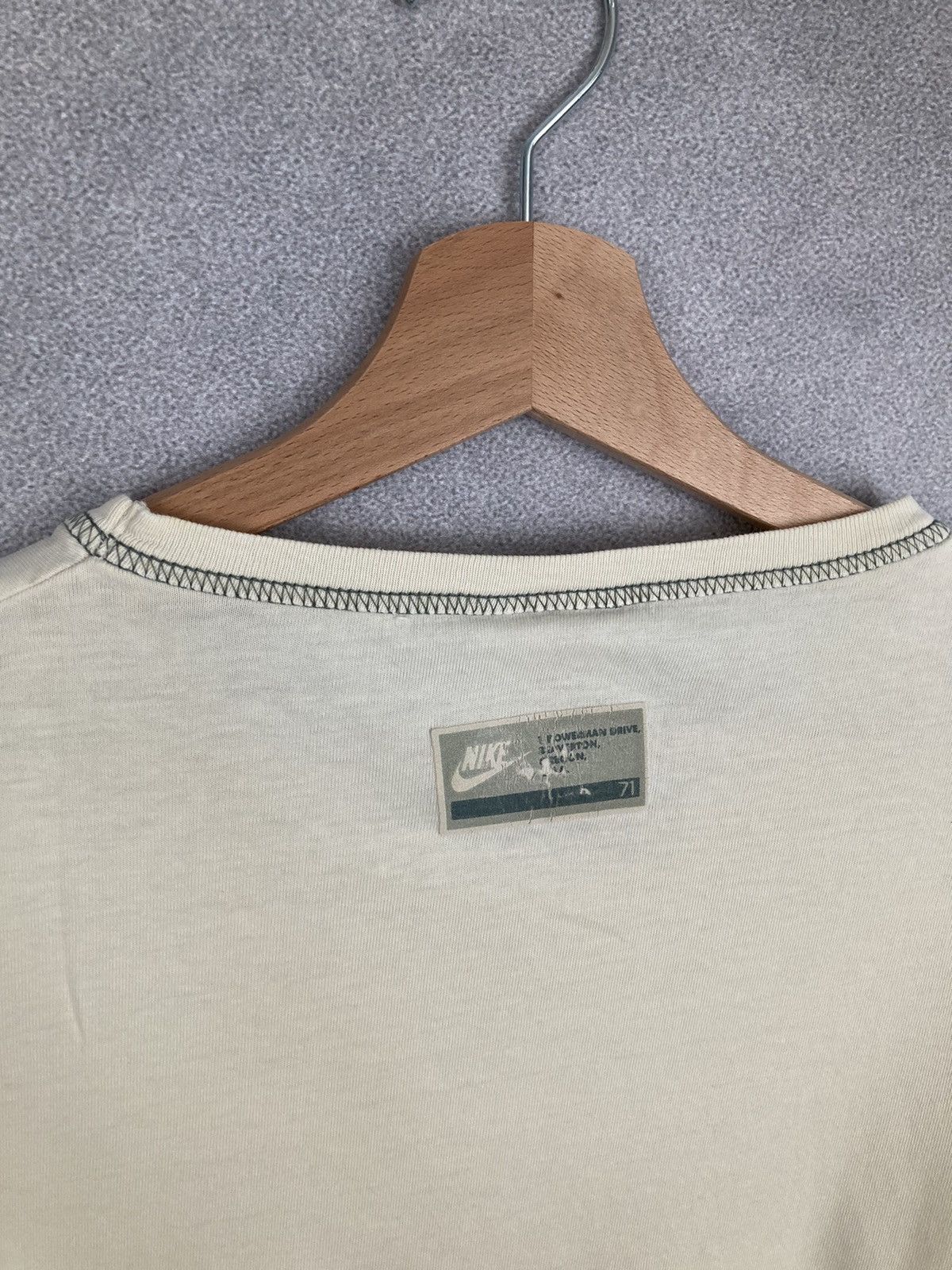 Nike Vintage Nike Swoosh Logo Center 90S Y2K Retro Size US XL / EU 56 / 4 - 5 Thumbnail