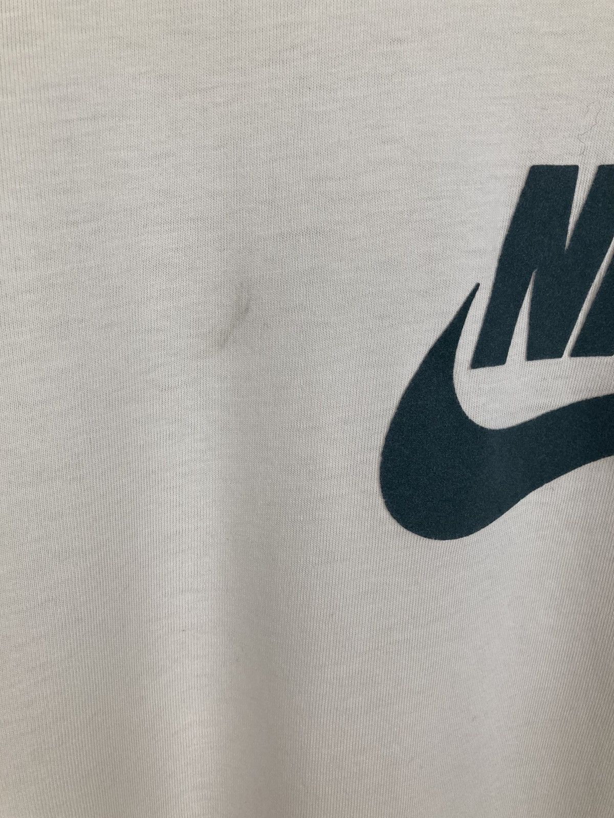 Nike Vintage Nike Swoosh Logo Center 90S Y2K Retro Size US XL / EU 56 / 4 - 7 Thumbnail