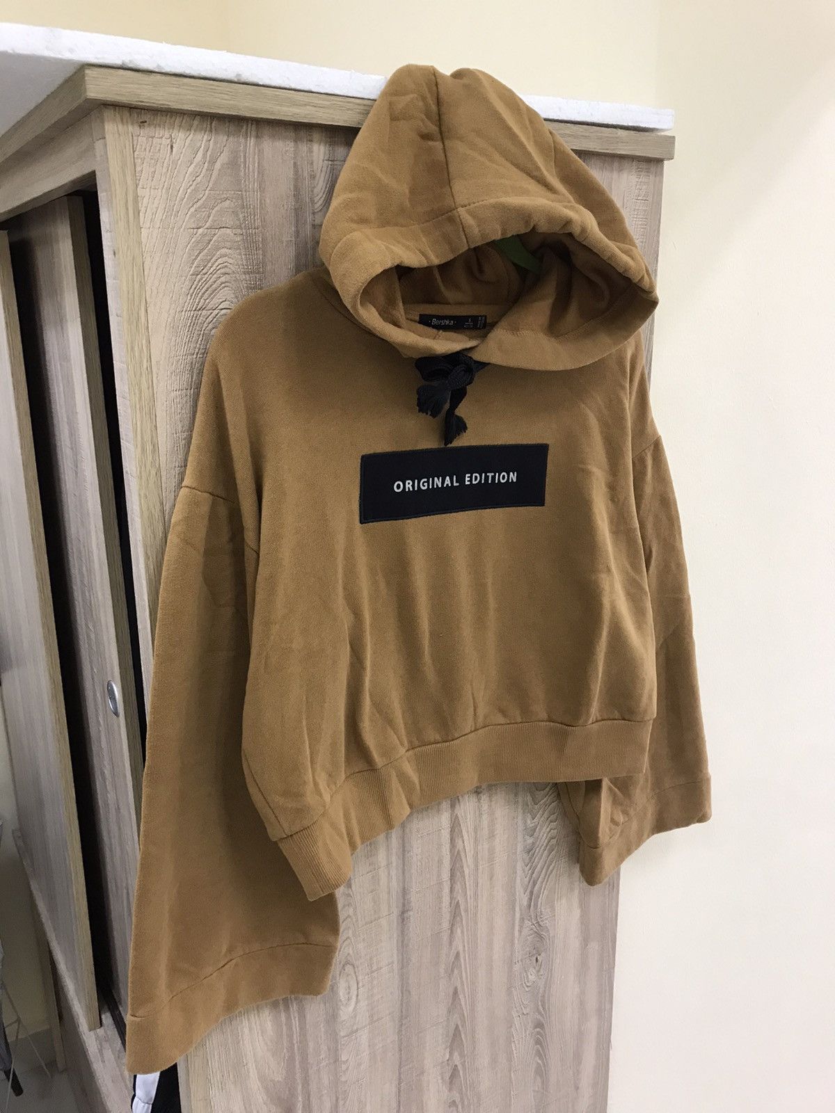 Bershka Bershka Limited Edition Cropped Hoodie Size M / US 6-8 / IT 42-44 - 3 Thumbnail