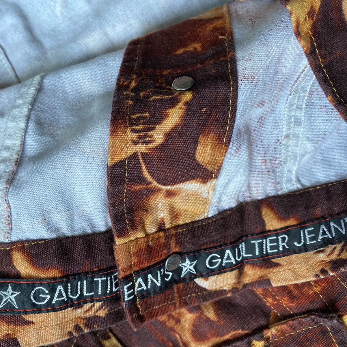 Jean Paul Gaultier AW92 Roman Portrait Trucker Jacket Size US S / EU 44-46 / 1 - 5 Thumbnail