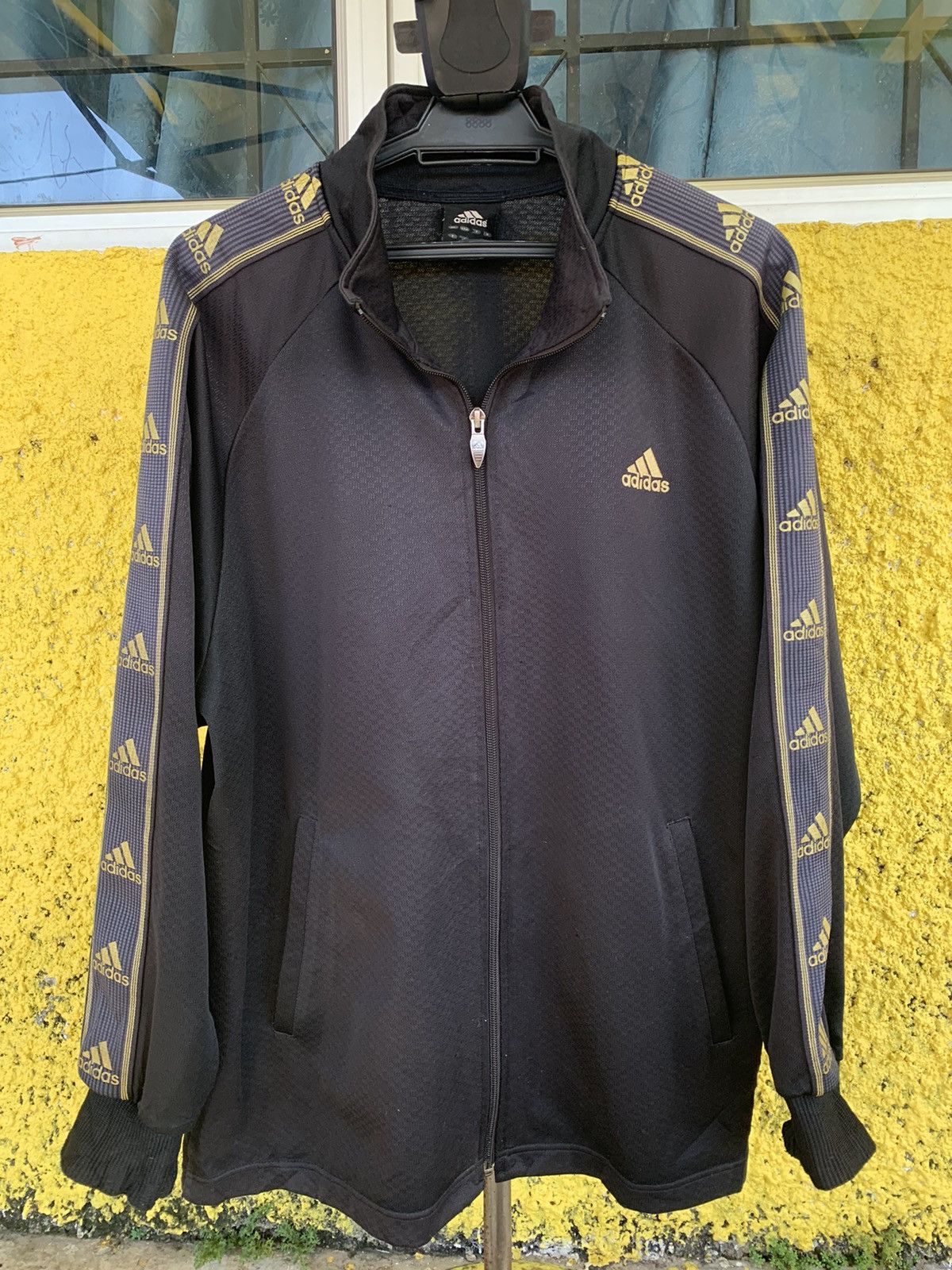 Adidas × Vintage Adidas vintage y2k sweater light jacket side tape Size US L / EU 52-54 / 3 - 15 Thumbnail