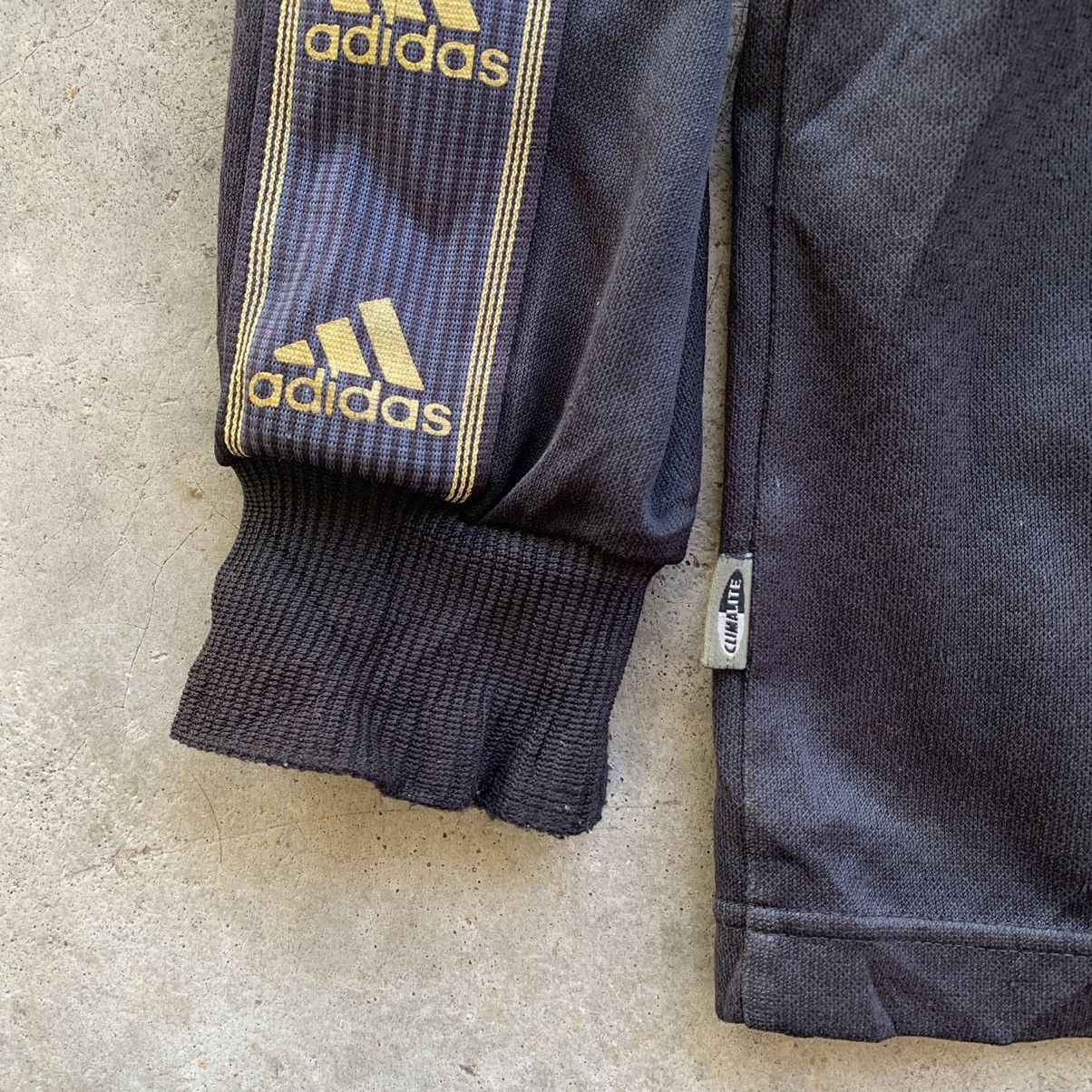 Adidas × Vintage Adidas vintage y2k sweater light jacket side tape Size US L / EU 52-54 / 3 - 10 Thumbnail