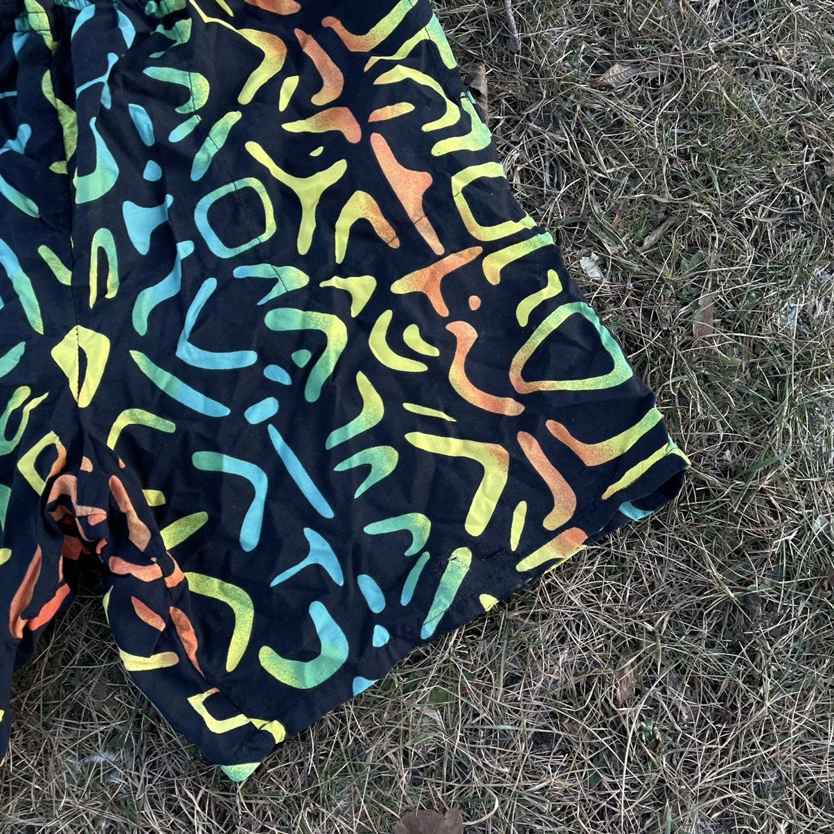 Vintage Vintage 90s All Over Print Baggy Shorts Rave Streetwear 32 Size US 32 / EU 48 - 4 Thumbnail