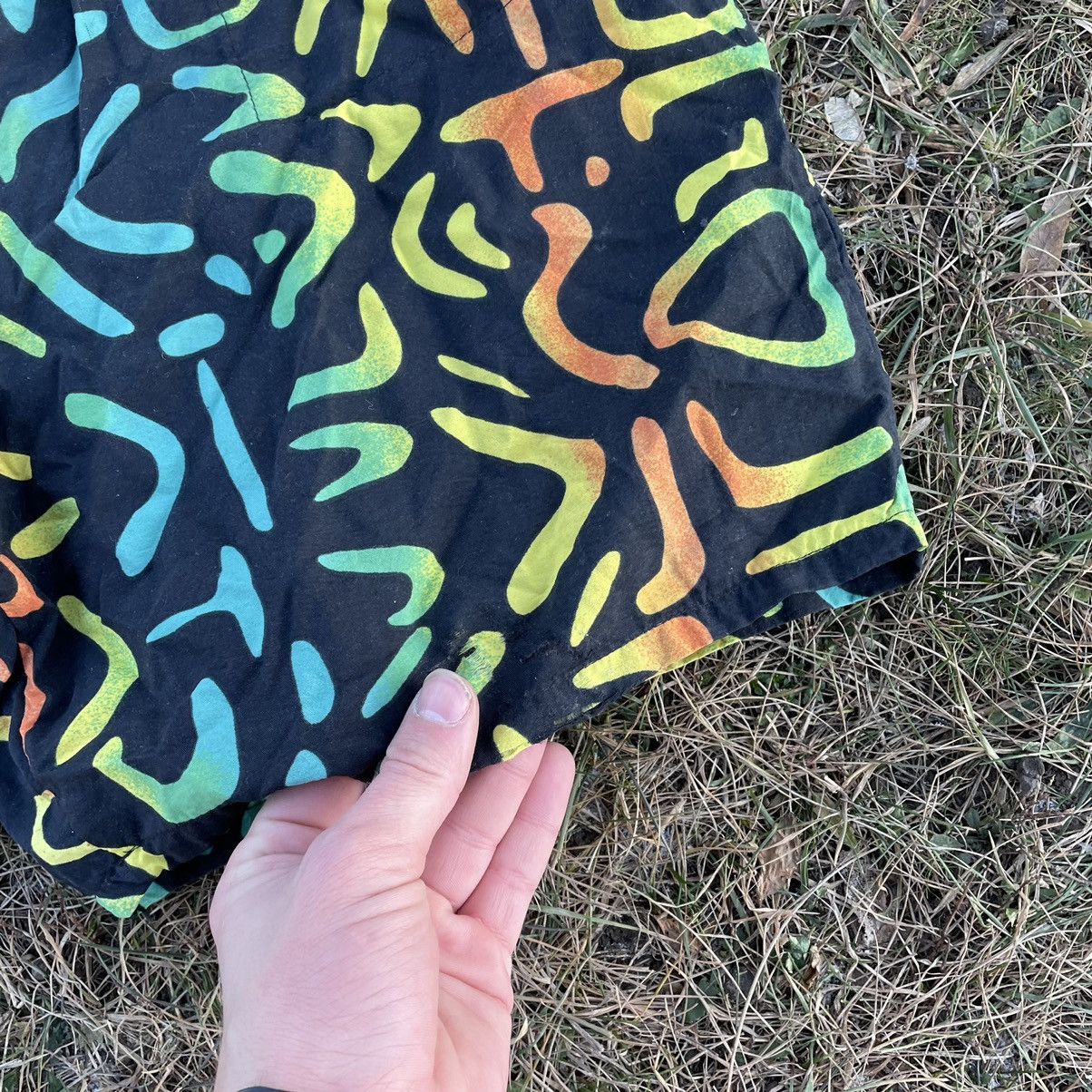 Vintage Vintage 90s All Over Print Baggy Shorts Rave Streetwear 32 Size US 32 / EU 48 - 5 Thumbnail