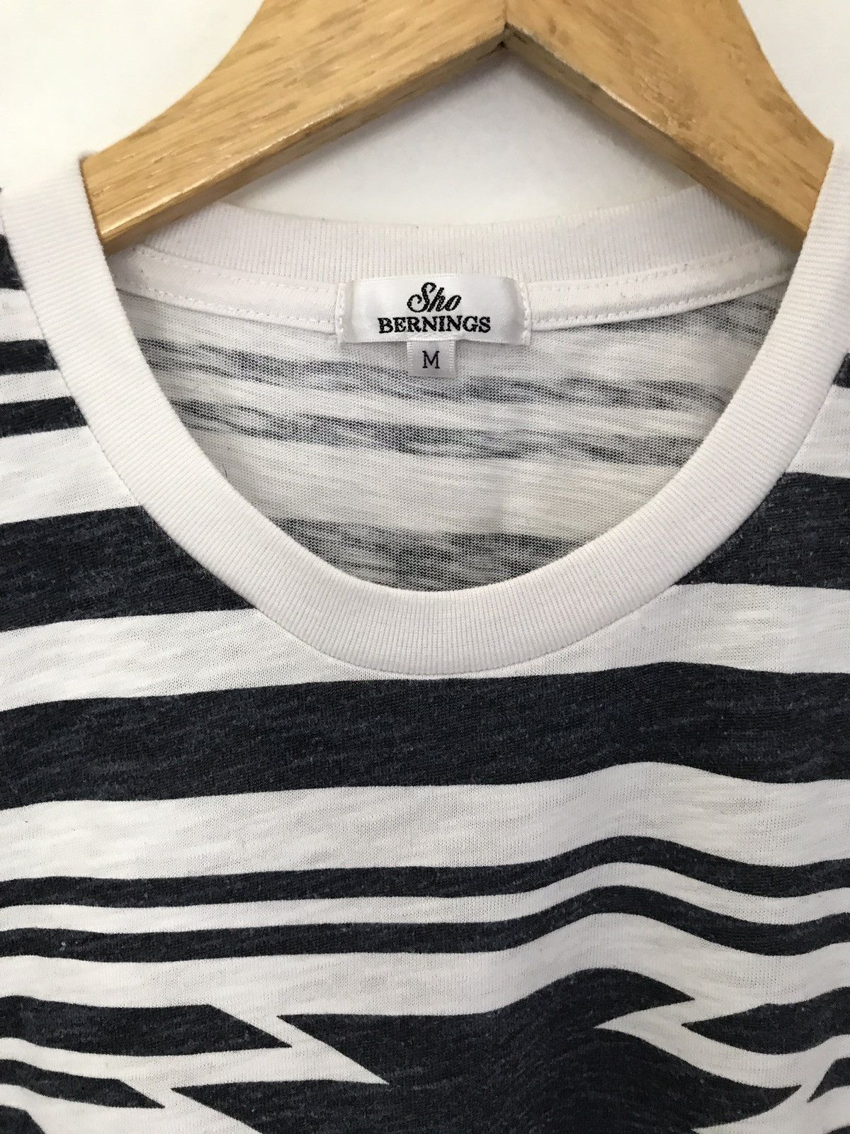 Japanese Brand Vintage Japanese Brand Berning Sho Tee Nice Design Size US S / EU 44-46 / 1 - 3 Thumbnail