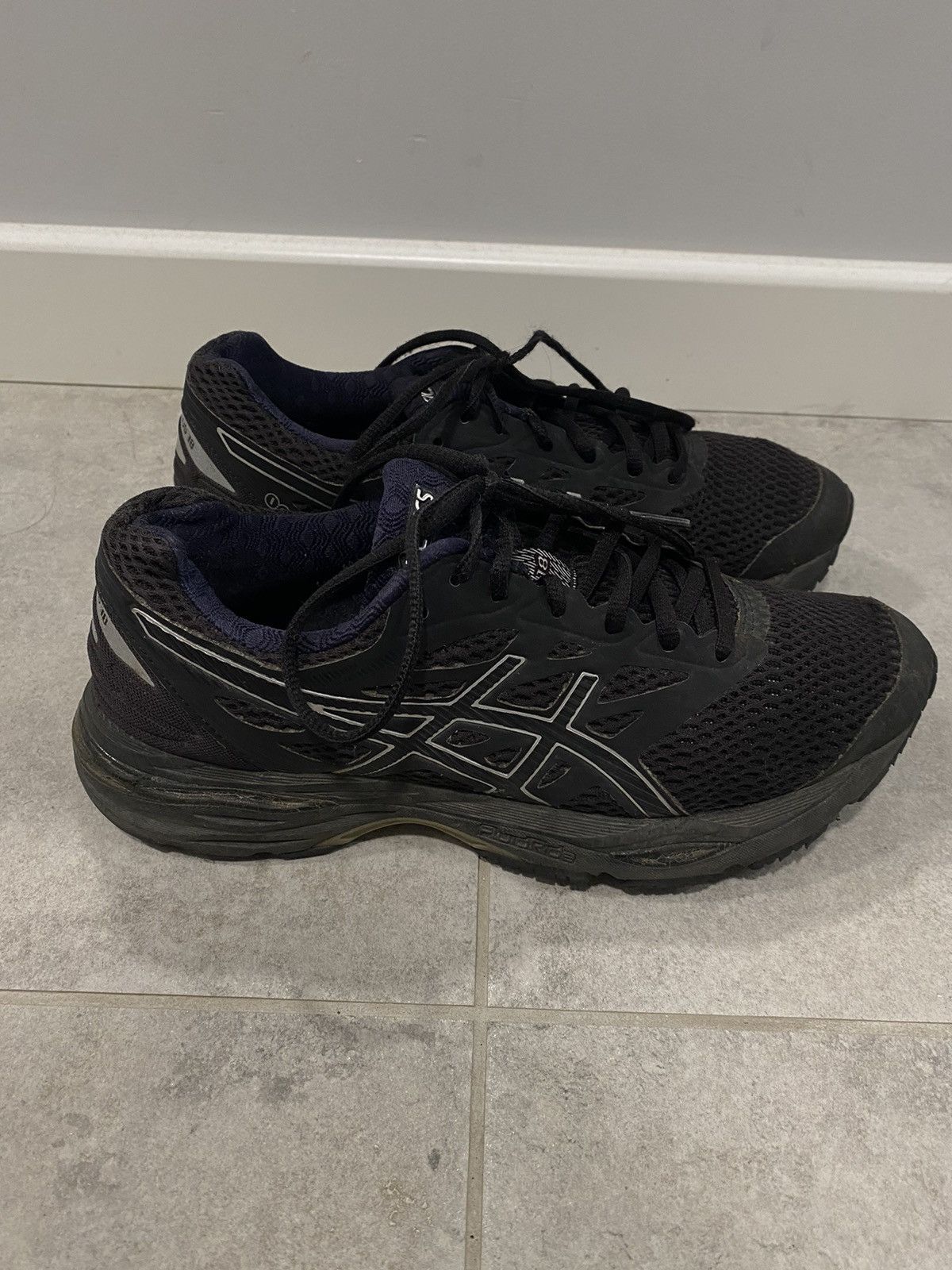 Asics Asics sneakers black gel cumulus 18 IGS Size US 6.5 / EU 39-40 - 3 Thumbnail