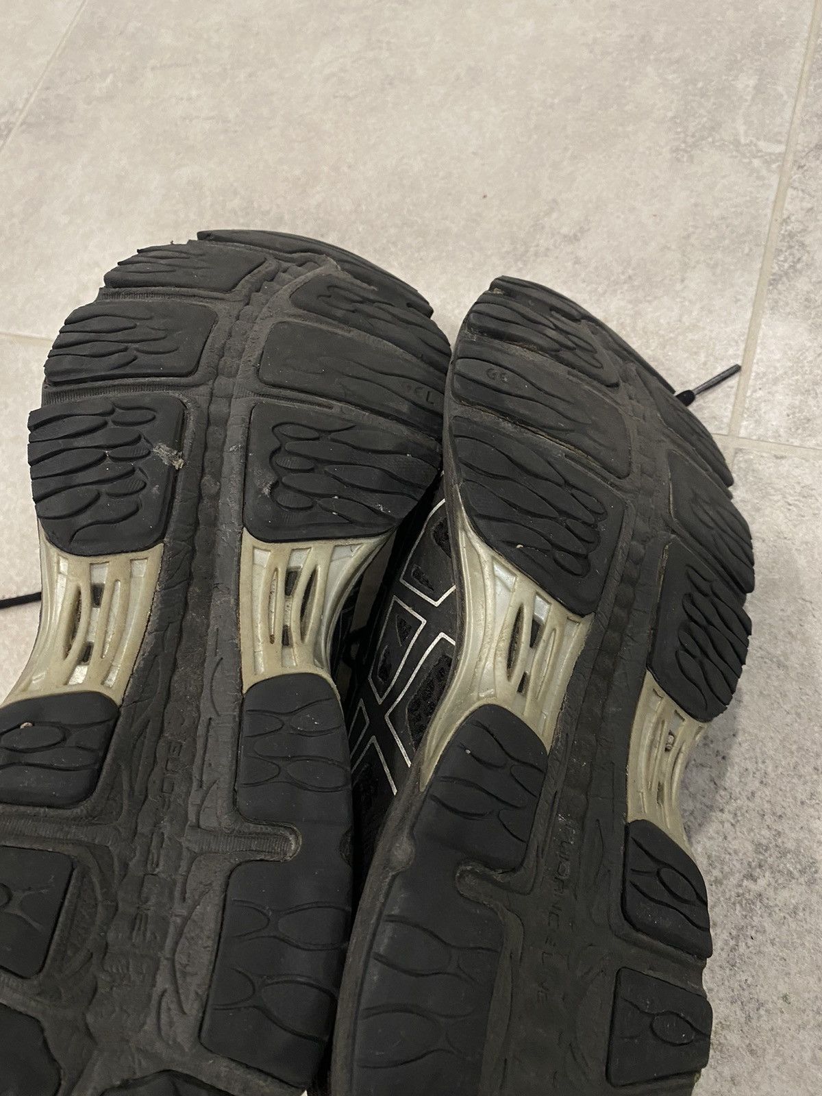Asics Asics sneakers black gel cumulus 18 IGS Size US 6.5 / EU 39-40 - 11 Thumbnail