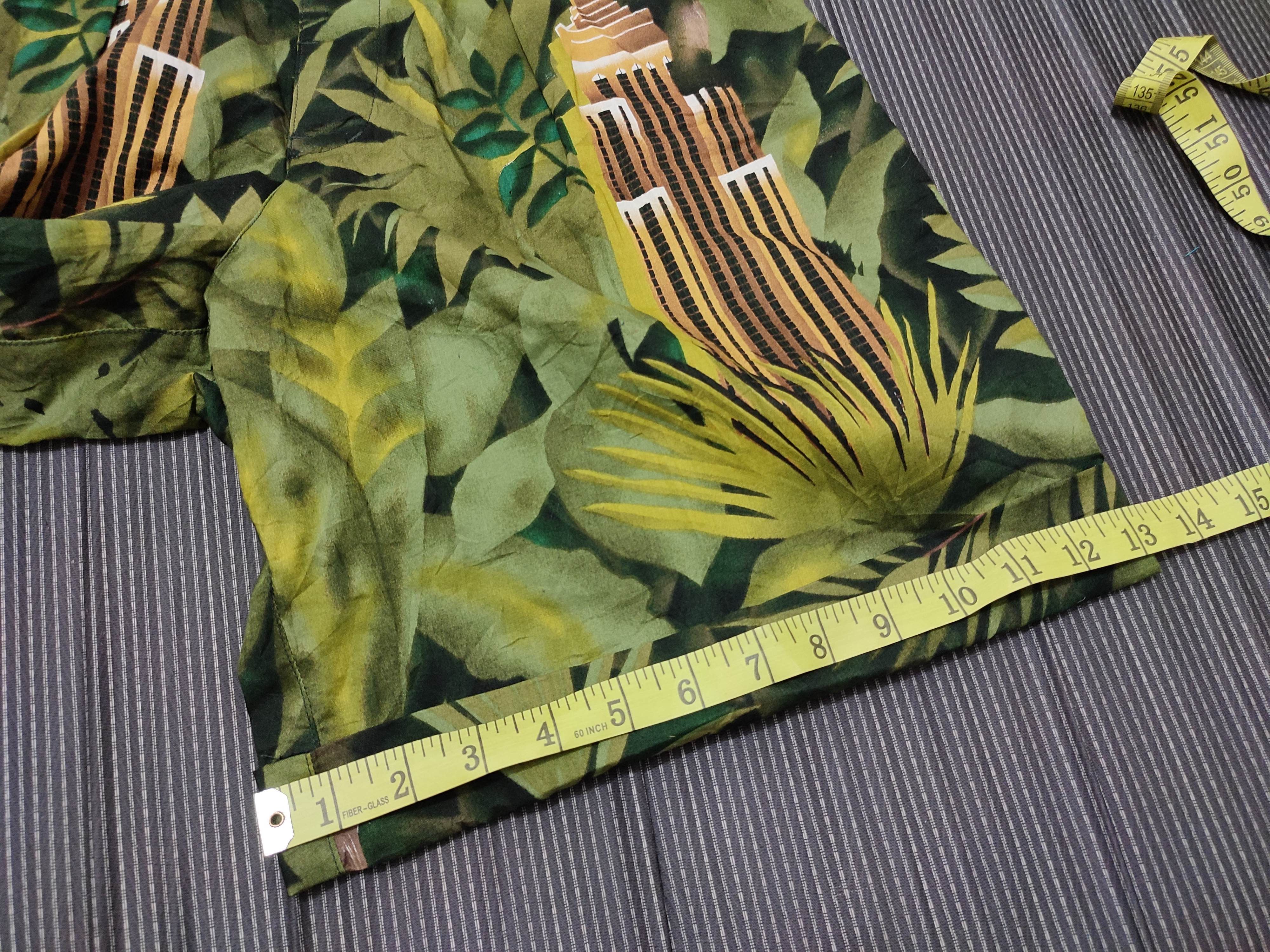 Issey Miyake × Tsumori Chisato × Vintage 🔥Rare! Vintage Issey Miyake Fullprint Angry Kingkong Shorts Size US 29 - 18 Thumbnail