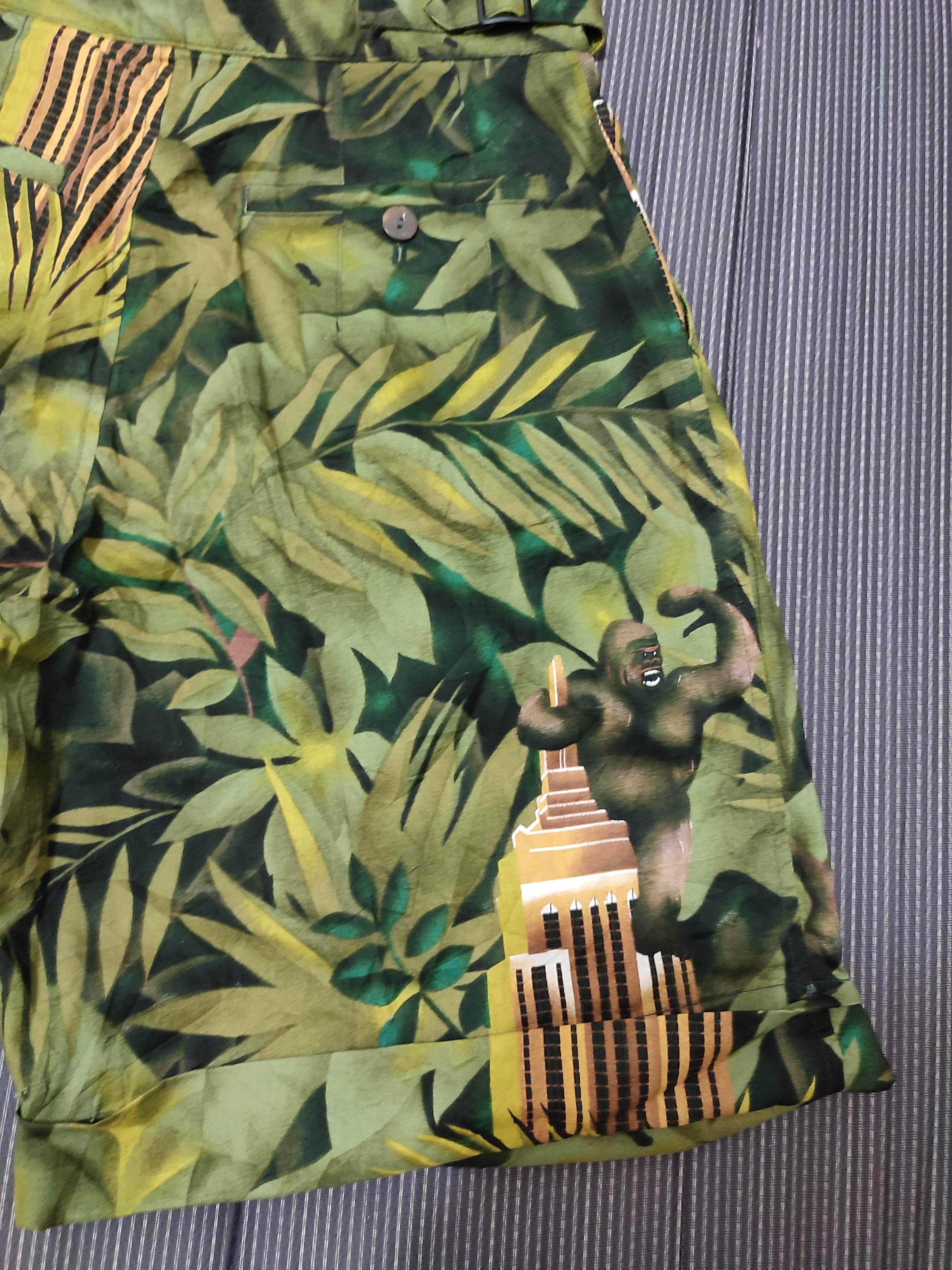 Issey Miyake × Tsumori Chisato × Vintage 🔥Rare! Vintage Issey Miyake Fullprint Angry Kingkong Shorts Size US 29 - 9 Thumbnail
