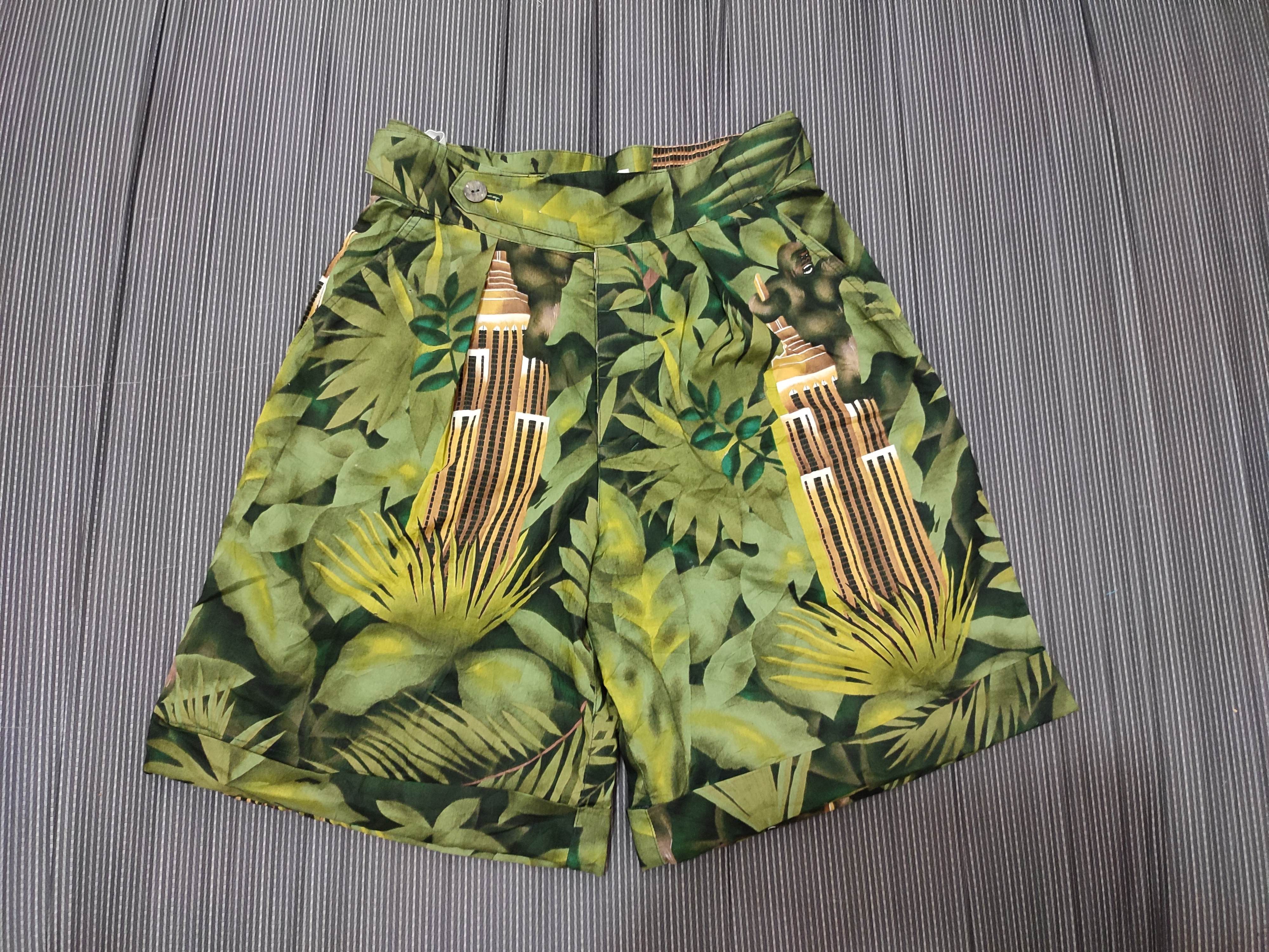 Issey Miyake × Tsumori Chisato × Vintage 🔥Rare! Vintage Issey Miyake Fullprint Angry Kingkong Shorts Size US 29 - 2 Thumbnail