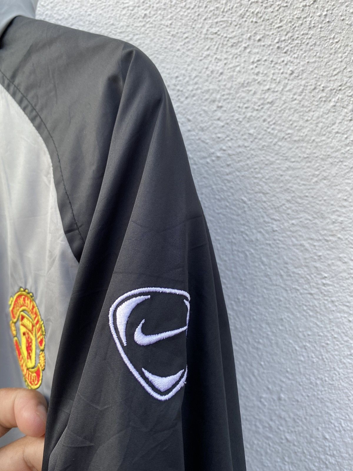 Nike × Vintage Vintage Manchester United Vodafone Training jacket Size US L / EU 52-54 / 3 - 5 Thumbnail