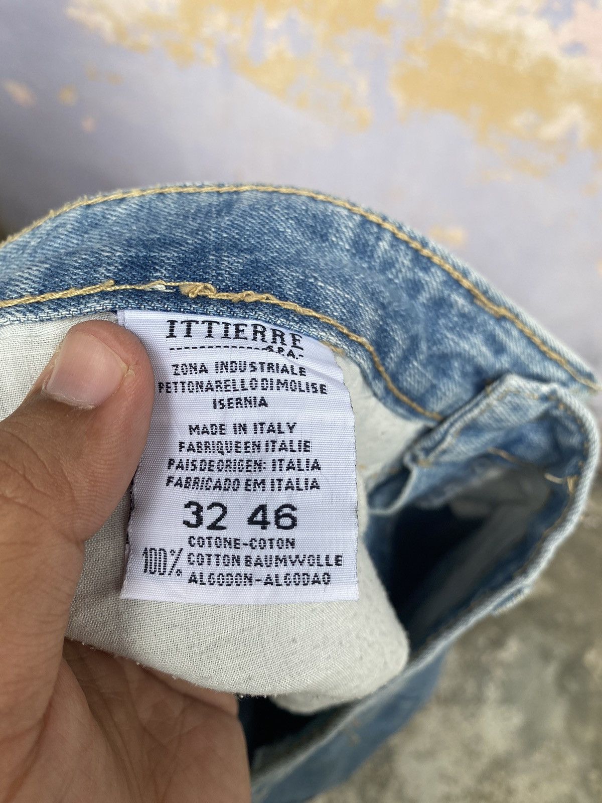 Dolce Gabbana D&G Distressed Jeans Vintage Style. #B5