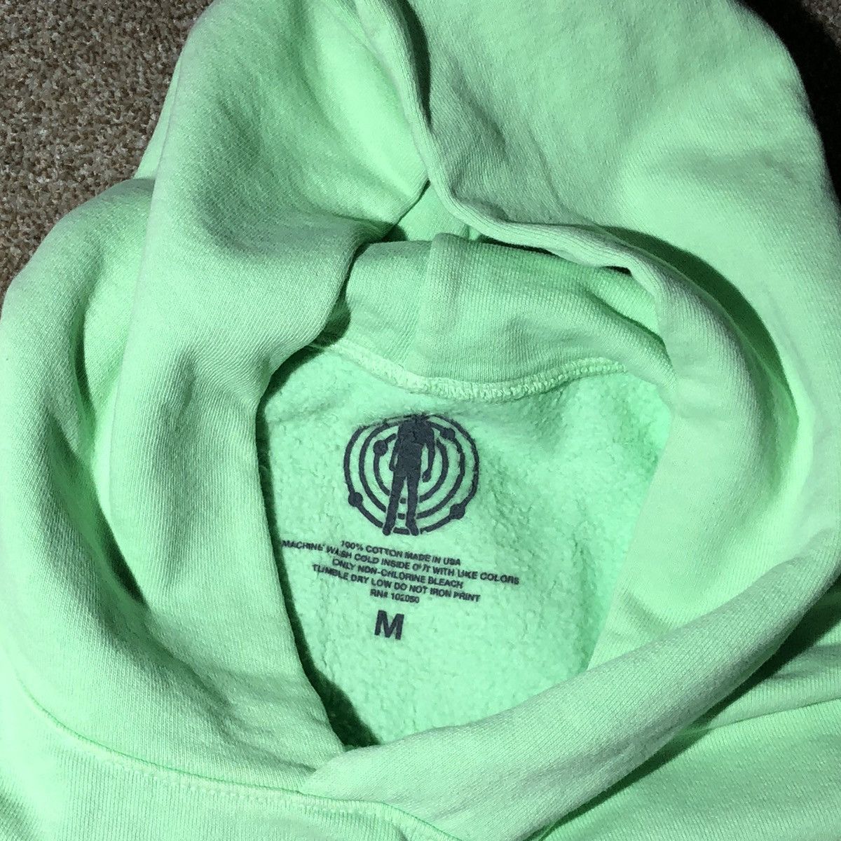 Band Tees × Kid Cudi × Rap Tees KID CUDI THE MOON MAN HAS LANDED HOODIE GOVERNORS BALL 2022 Size US M / EU 48-50 / 2 - 5 Thumbnail