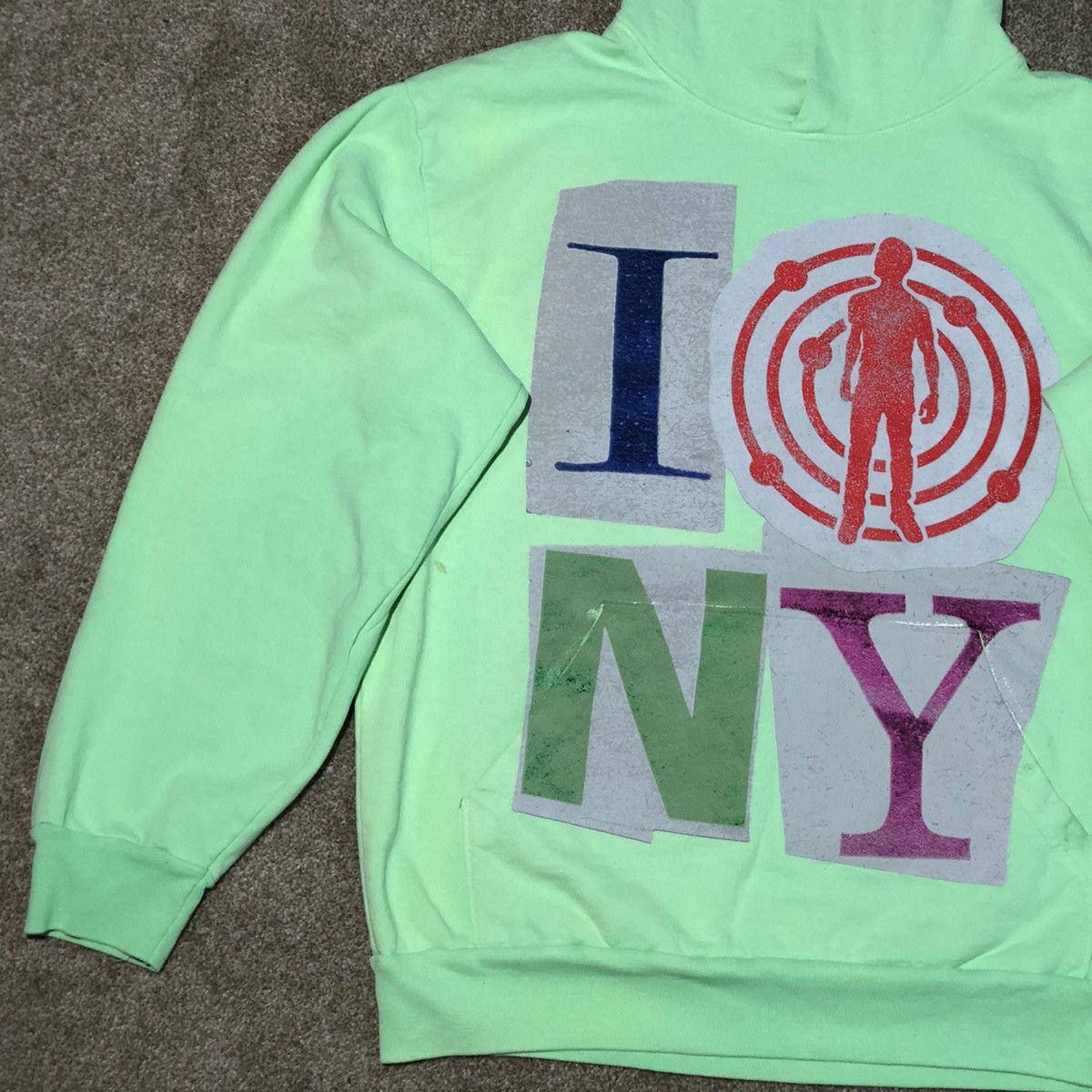 Band Tees × Kid Cudi × Rap Tees KID CUDI THE MOON MAN HAS LANDED HOODIE GOVERNORS BALL 2022 Size US M / EU 48-50 / 2 - 2 Thumbnail