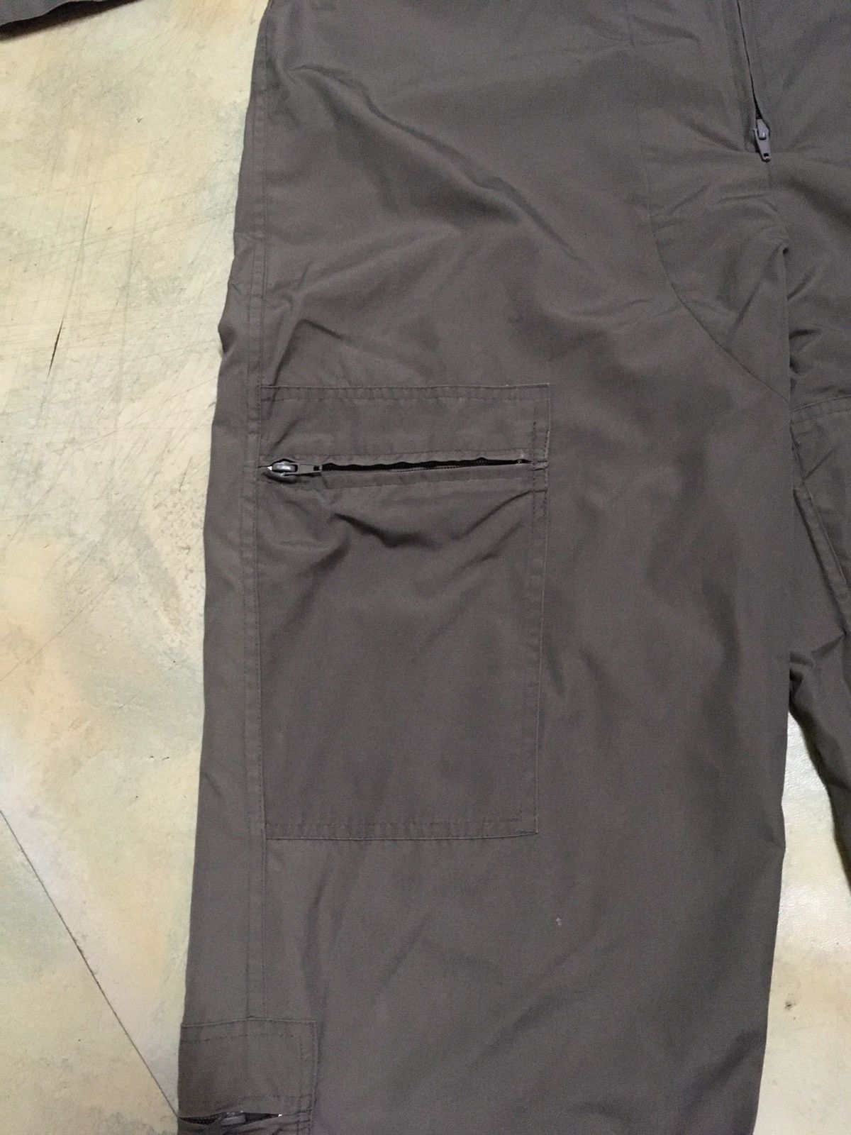 X-LARGE RARE Overall Jumpsuit X Large Multipockets Tactical Style Size US 32 / EU 48 - 7 Thumbnail