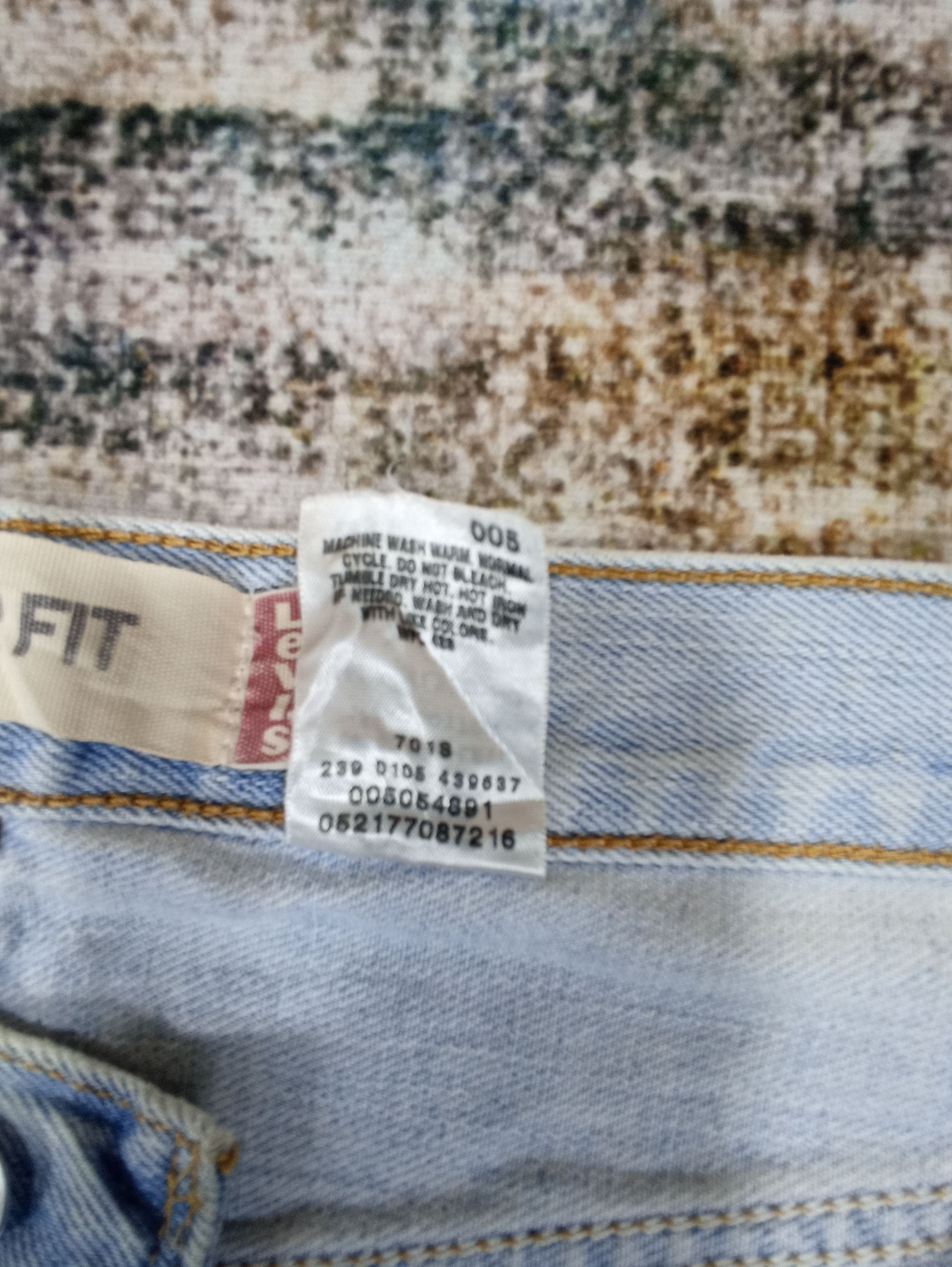 Jean × Levi's × Vintage VINTAGE LEVIS 505 LIGHT WASH JEANS - J031 Size US 31 - 5 Thumbnail