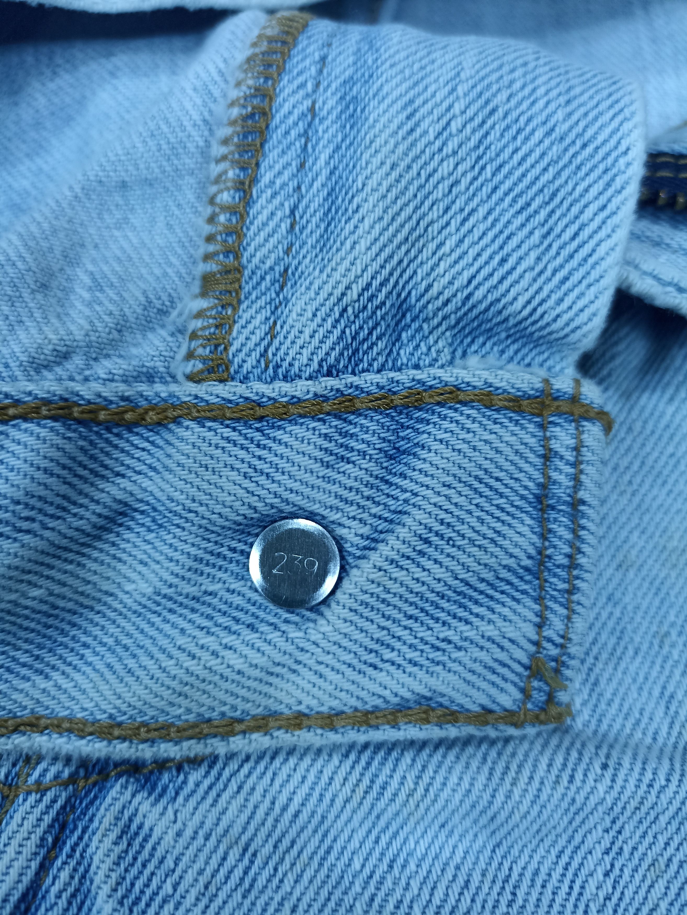 Jean × Levi's × Vintage VINTAGE LEVIS 505 LIGHT WASH JEANS - J031 Size US 31 - 4 Thumbnail