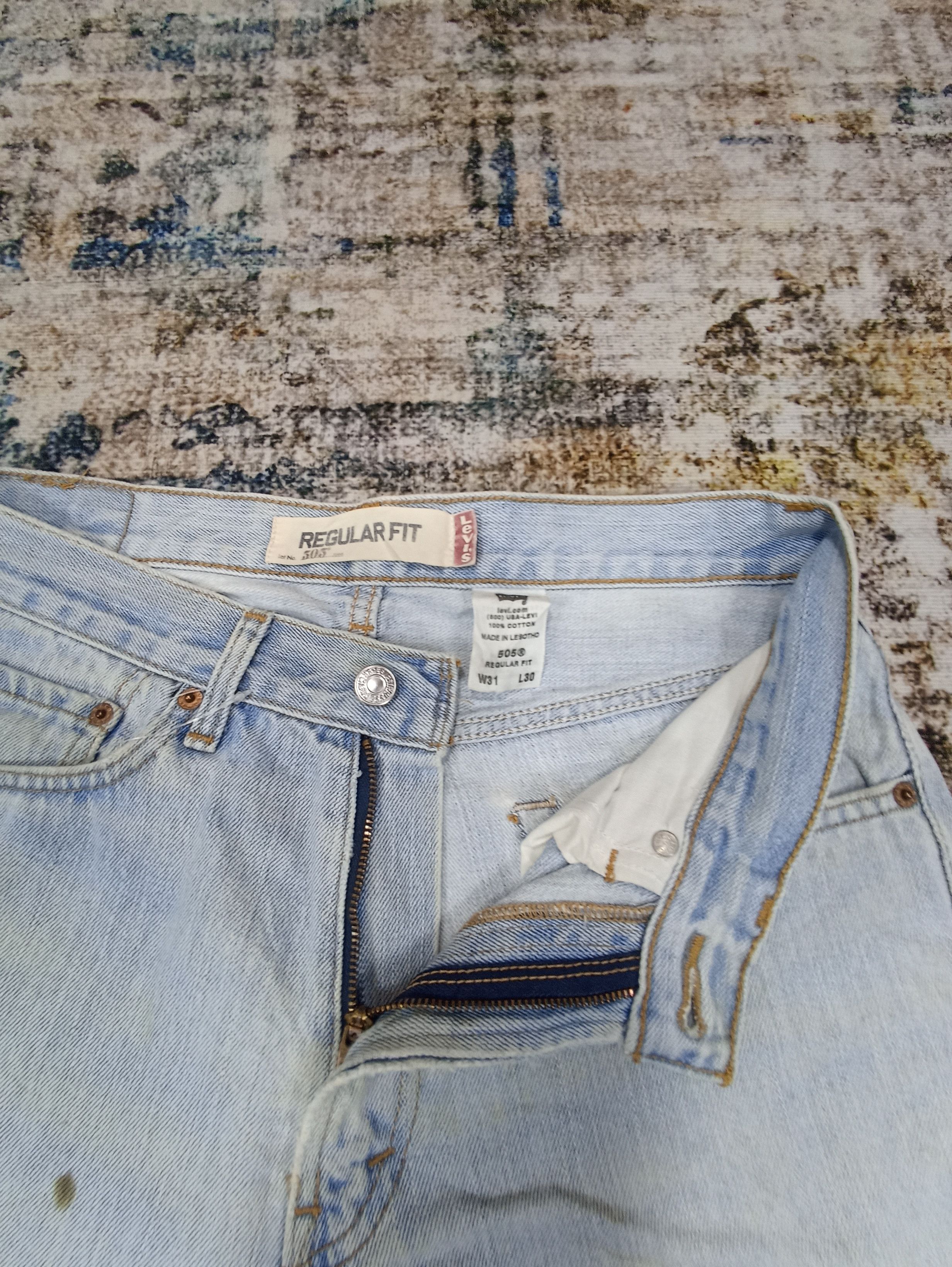 Jean × Levi's × Vintage VINTAGE LEVIS 505 LIGHT WASH JEANS - J031 Size US 31 - 3 Thumbnail