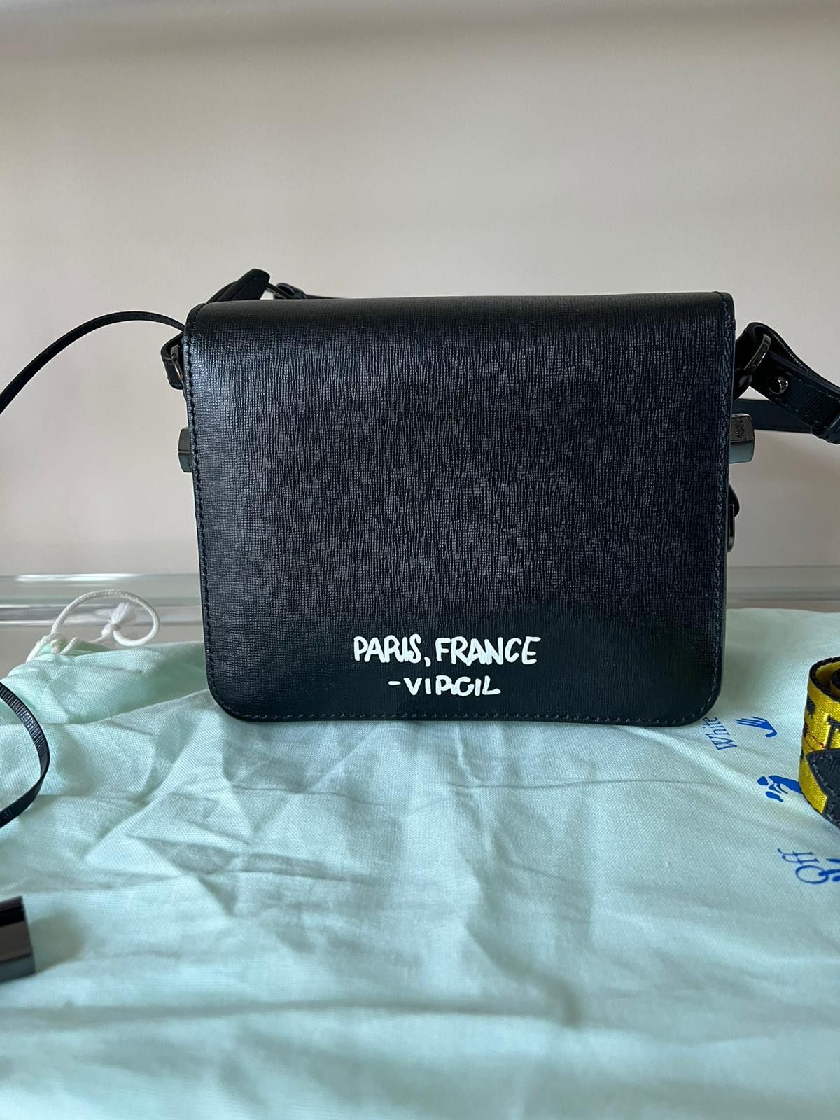 Off-White Virgil Paris, France Leather Binder Clip Hand Bag Size ONE SIZE - 4 Thumbnail