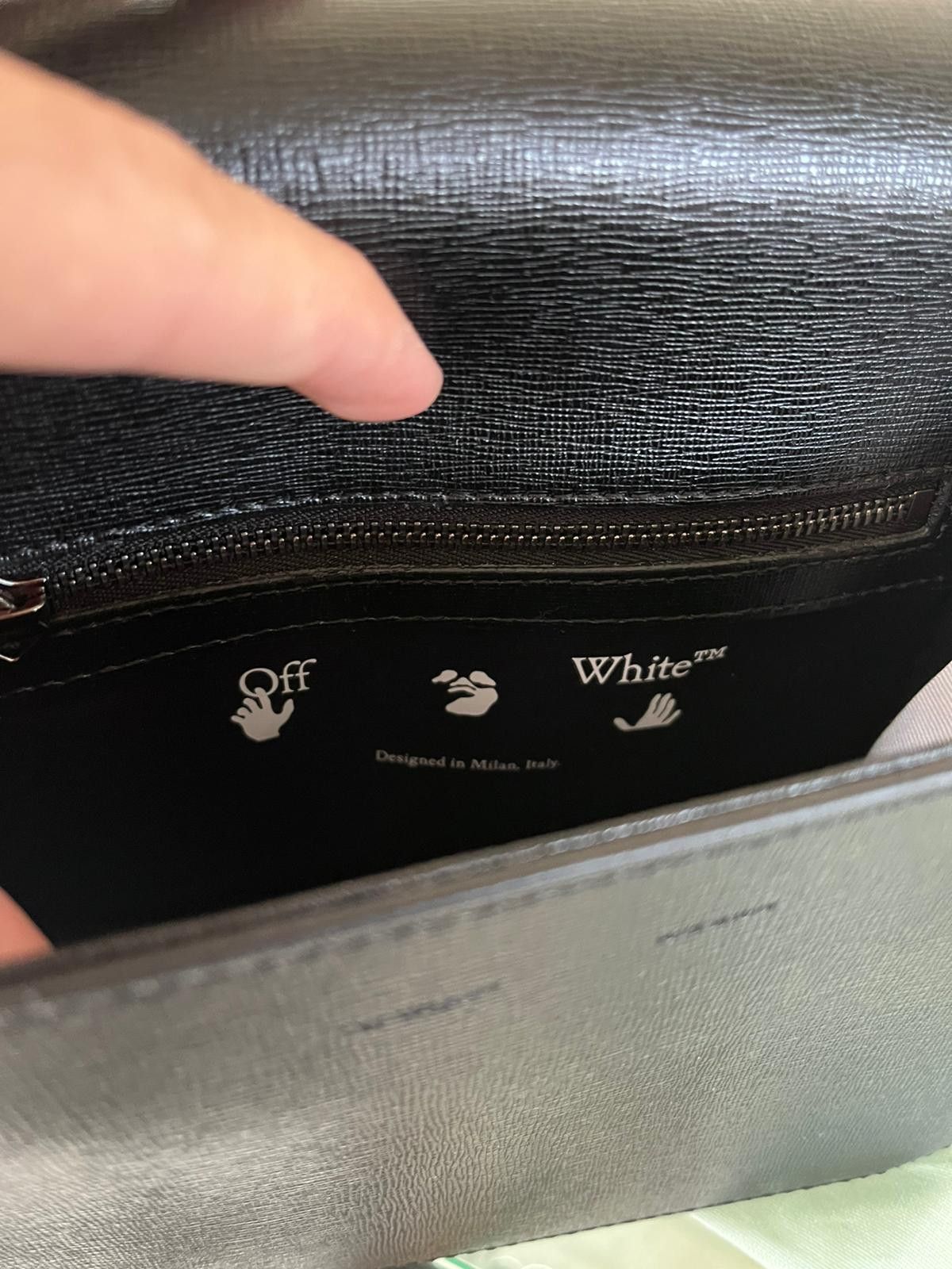 Off-White Virgil Paris, France Leather Binder Clip Hand Bag Size ONE SIZE - 15 Thumbnail