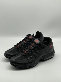 Air max 95 hot sale black challenge red