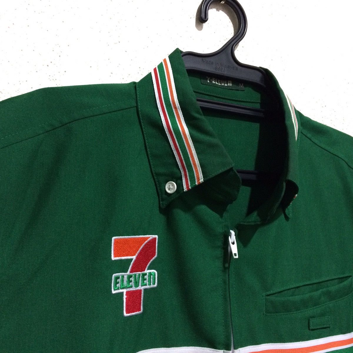 Japanese Brand 7 eleven Embroidery Uniform Zipper shirt Size US M / EU 48-50 / 2 - 4 Thumbnail