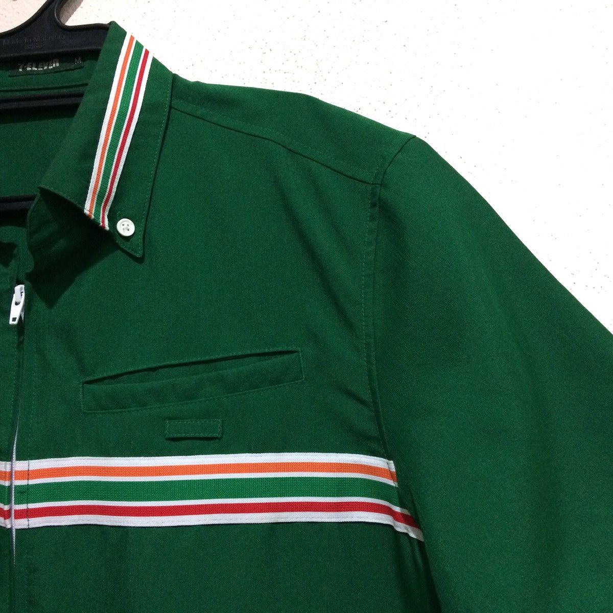 Japanese Brand 7 eleven Embroidery Uniform Zipper shirt Size US M / EU 48-50 / 2 - 5 Thumbnail