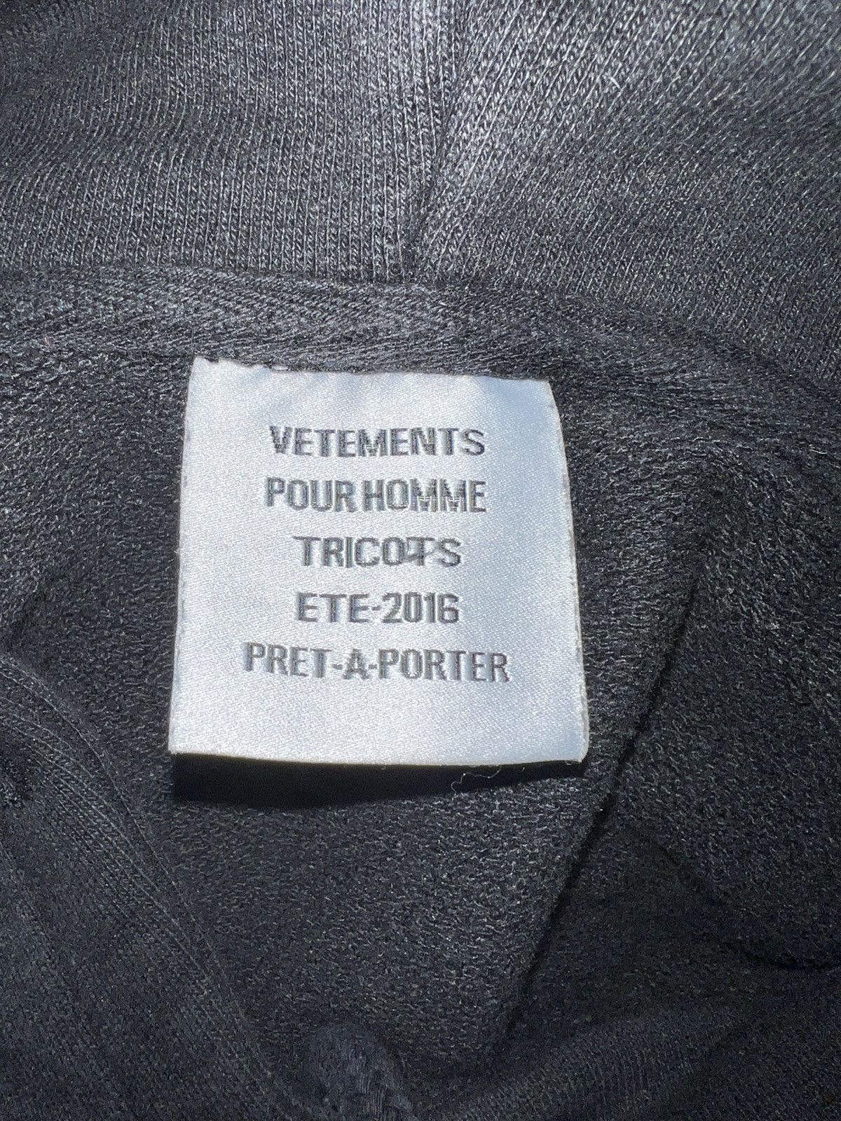 Vetements Vetements x Champion 2016 Size US M / EU 48-50 / 2 - 5 Thumbnail
