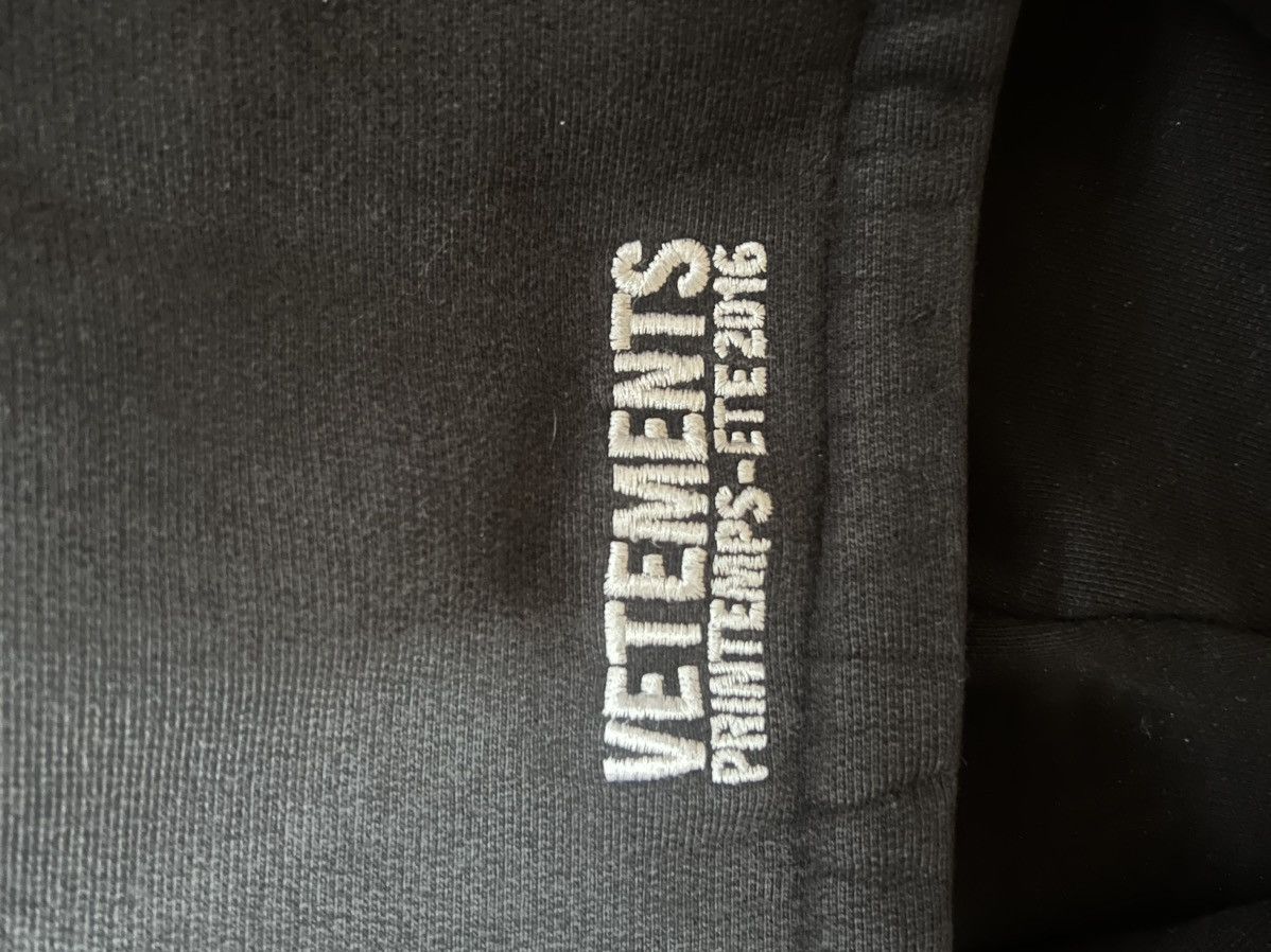 Vetements Vetements x Champion 2016 Size US M / EU 48-50 / 2 - 3 Thumbnail