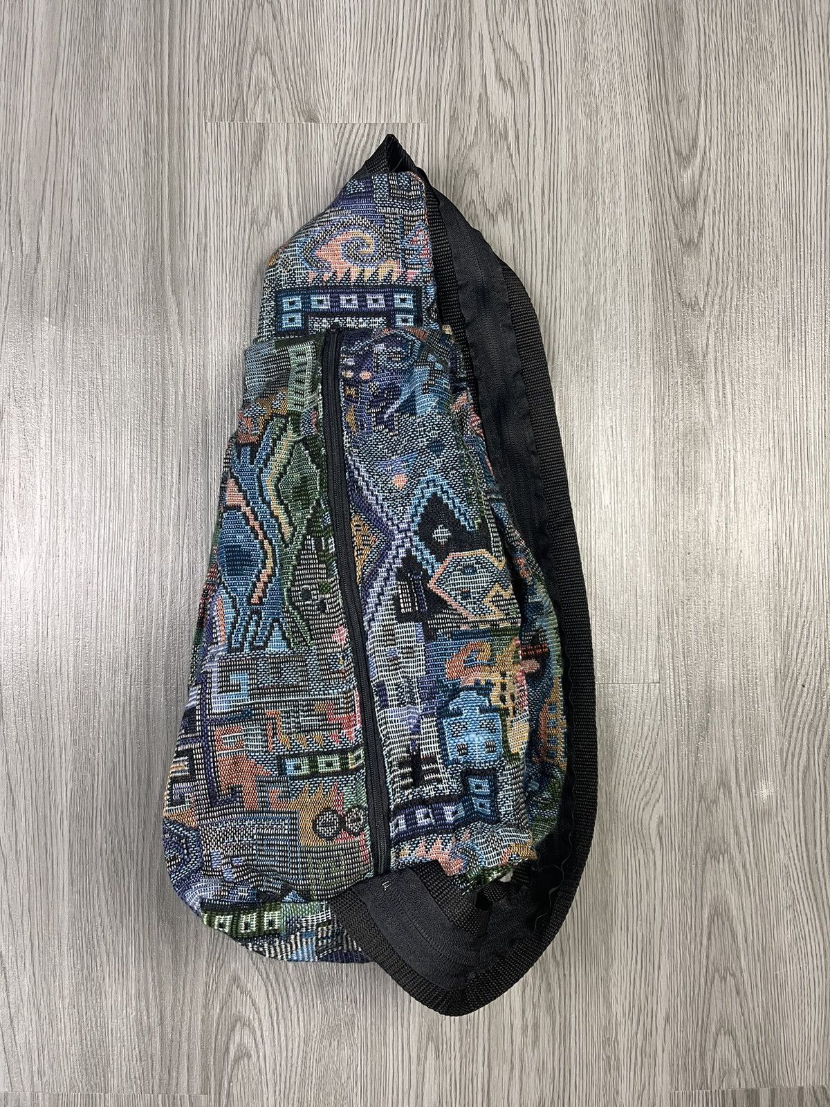 Japanese Brand × Native Two ways Native Art Crossbody and Bagpack Bag Size ONE SIZE - 2 Thumbnail